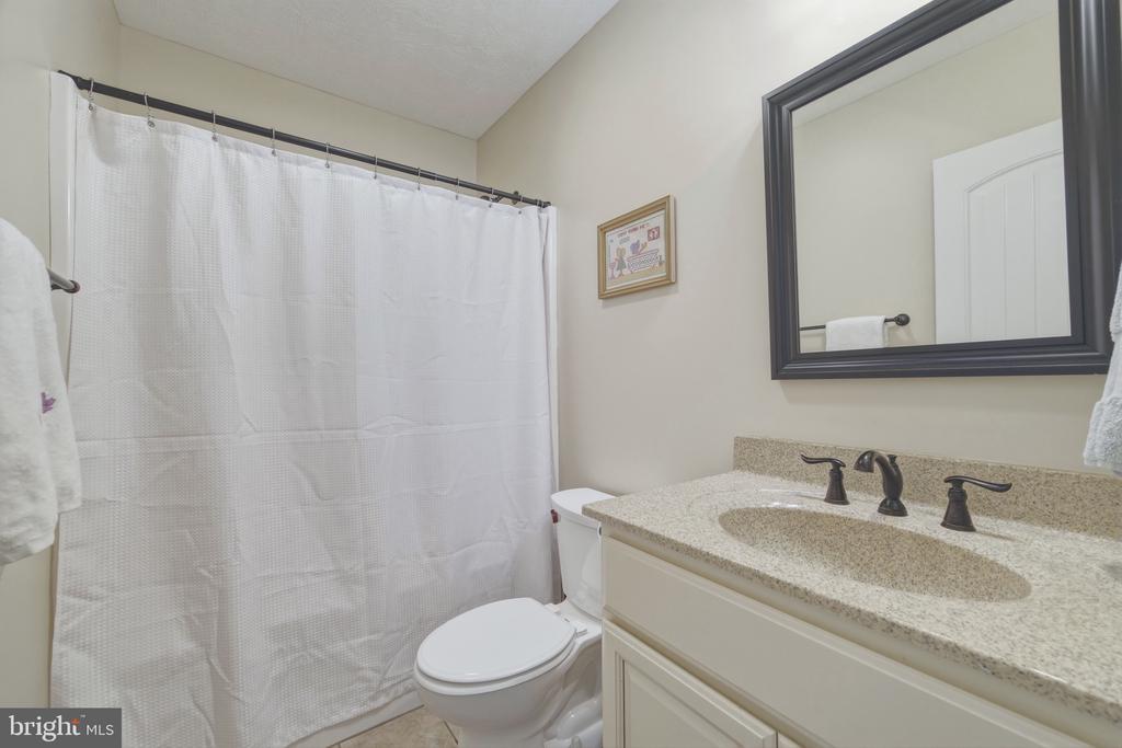 10 CUMBIA AVE, LURAY, Virginia 22835, 3 Bedrooms Bedrooms, ,2 BathroomsBathrooms,Residential,10 CUMBIA AVE,VAPA2006340 MLS # VAPA2006340