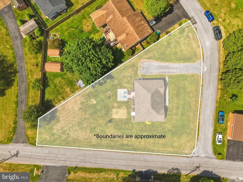 10 CUMBIA AVE, LURAY, Virginia 22835, 3 Bedrooms Bedrooms, ,2 BathroomsBathrooms,Residential,10 CUMBIA AVE,VAPA2006340 MLS # VAPA2006340