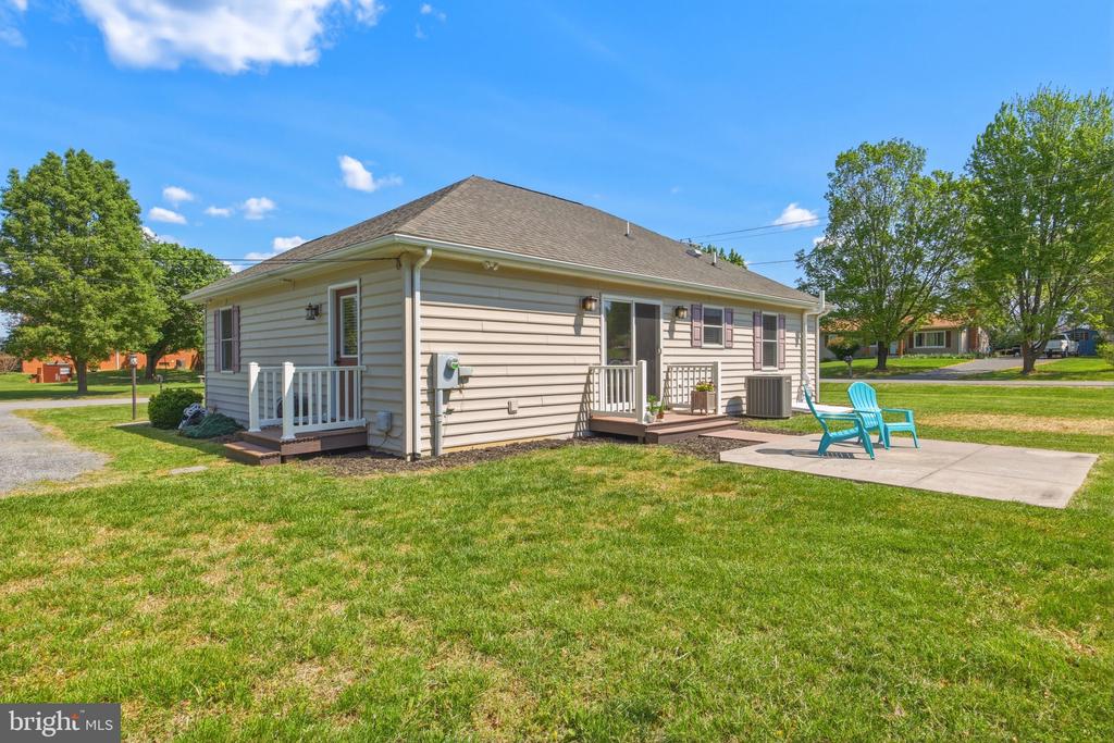 10 CUMBIA AVE, LURAY, Virginia 22835, 3 Bedrooms Bedrooms, ,2 BathroomsBathrooms,Residential,10 CUMBIA AVE,VAPA2006340 MLS # VAPA2006340