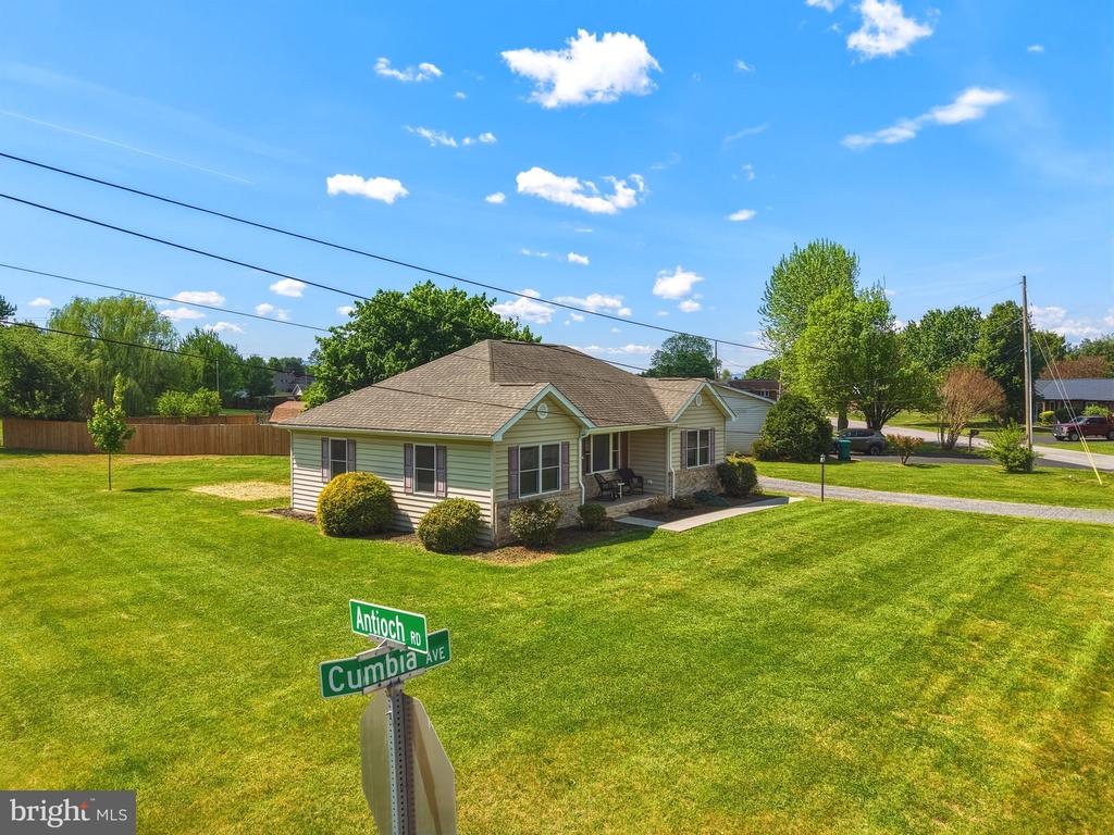 10 CUMBIA AVE, LURAY, Virginia 22835, 3 Bedrooms Bedrooms, ,2 BathroomsBathrooms,Residential,10 CUMBIA AVE,VAPA2006340 MLS # VAPA2006340