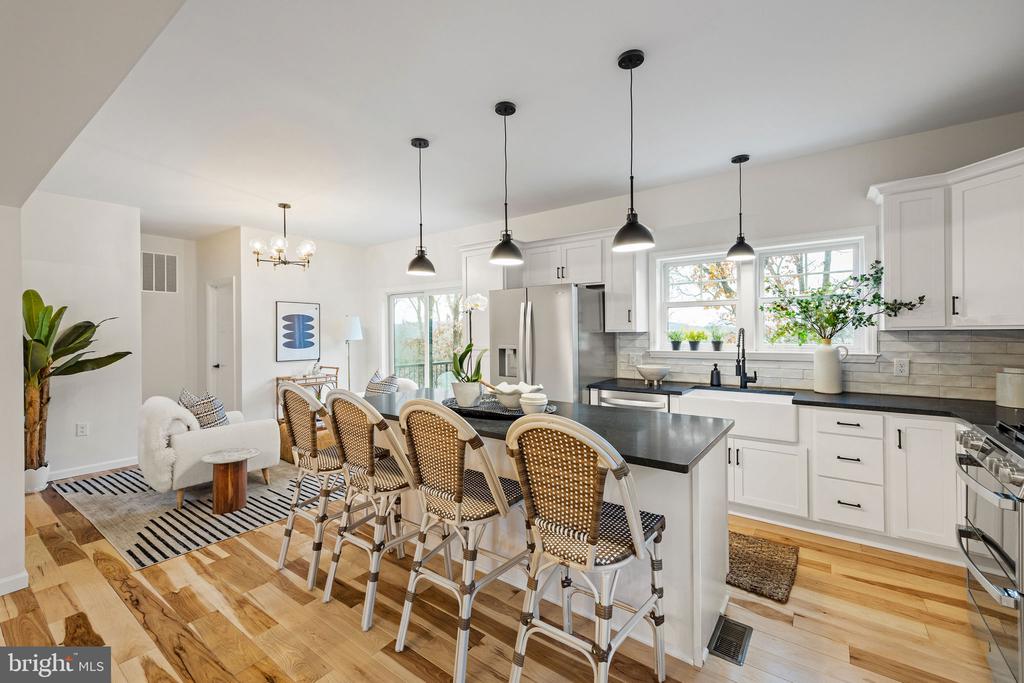 104 E HAVEN CT, CHARLOTTESVILLE, Virginia 22911, 4 Bedrooms Bedrooms, ,3 BathroomsBathrooms,Residential,104 E HAVEN CT,VAAB2001214 MLS # VAAB2001214