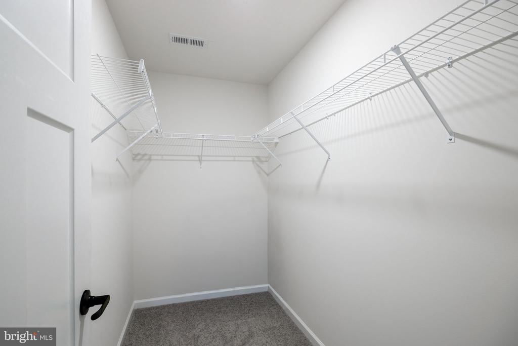 104 E HAVEN CT, CHARLOTTESVILLE, Virginia 22911, 4 Bedrooms Bedrooms, ,3 BathroomsBathrooms,Residential,104 E HAVEN CT,VAAB2001214 MLS # VAAB2001214