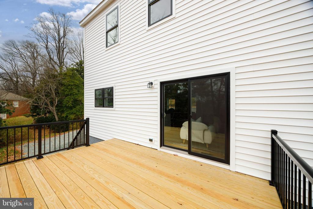 104 E HAVEN CT, CHARLOTTESVILLE, Virginia 22911, 4 Bedrooms Bedrooms, ,3 BathroomsBathrooms,Residential,104 E HAVEN CT,VAAB2001214 MLS # VAAB2001214