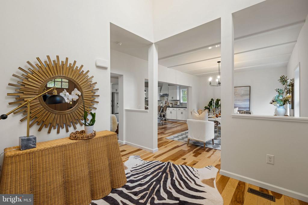 104 E HAVEN CT, CHARLOTTESVILLE, Virginia 22911, 4 Bedrooms Bedrooms, ,3 BathroomsBathrooms,Residential,104 E HAVEN CT,VAAB2001214 MLS # VAAB2001214