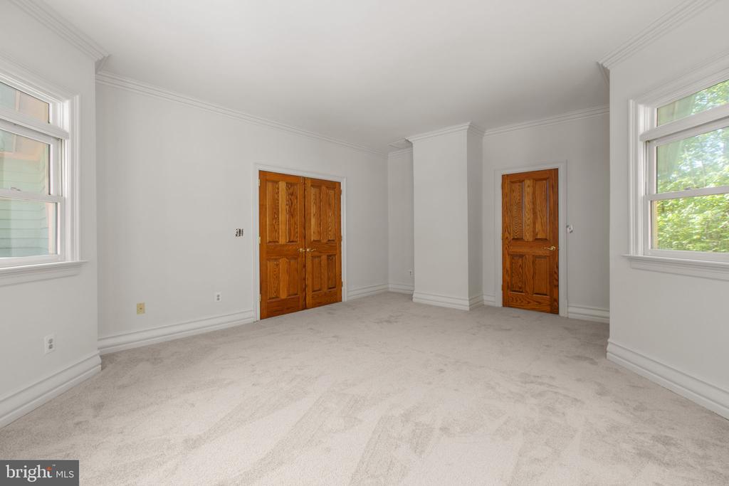 6800 WEEDON DR, FREDERICKSBURG, Virginia 22407, 4 Bedrooms Bedrooms, ,2 BathroomsBathrooms,Residential,6800 WEEDON DR,VASP2041186 MLS # VASP2041186