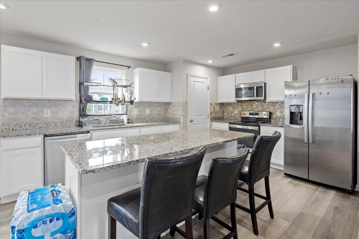 2125 SHOESHINE AVE, ROCKINGHAM, Virginia 22801, 5 Bedrooms Bedrooms, ,2 BathroomsBathrooms,Residential,2125 SHOESHINE AVE,676255 MLS # 676255