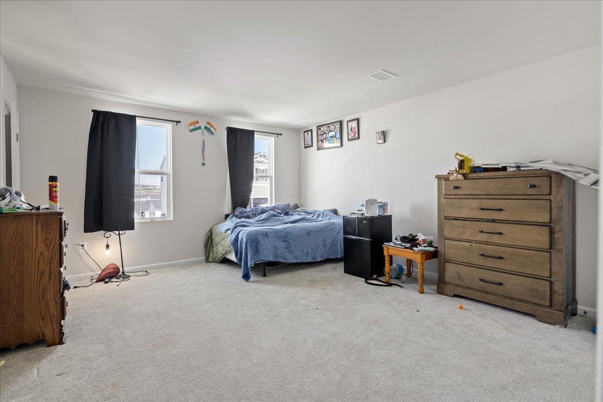 2125 SHOESHINE AVE, ROCKINGHAM, Virginia 22801, 5 Bedrooms Bedrooms, ,2 BathroomsBathrooms,Residential,2125 SHOESHINE AVE,676255 MLS # 676255