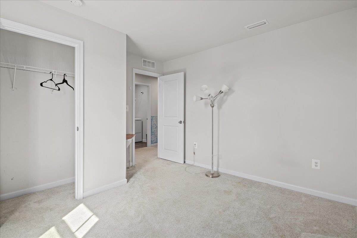 2125 SHOESHINE AVE, ROCKINGHAM, Virginia 22801, 5 Bedrooms Bedrooms, ,2 BathroomsBathrooms,Residential,2125 SHOESHINE AVE,676255 MLS # 676255