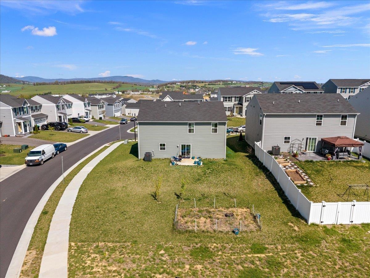 2125 SHOESHINE AVE, ROCKINGHAM, Virginia 22801, 5 Bedrooms Bedrooms, ,2 BathroomsBathrooms,Residential,2125 SHOESHINE AVE,676255 MLS # 676255