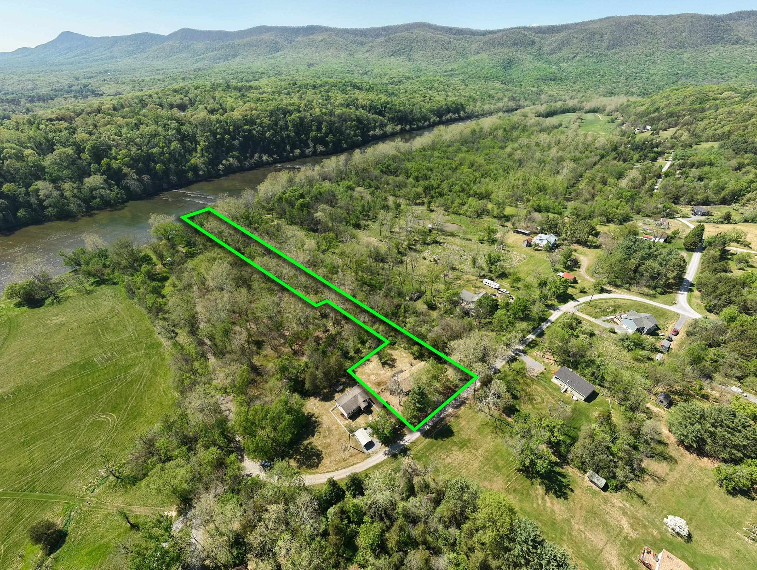 702 RICHVIEW RD, RILEYVILLE, Virginia 22650, 4 Bedrooms Bedrooms, ,2 BathroomsBathrooms,Residential,702 RICHVIEW RD,676258 MLS # 676258