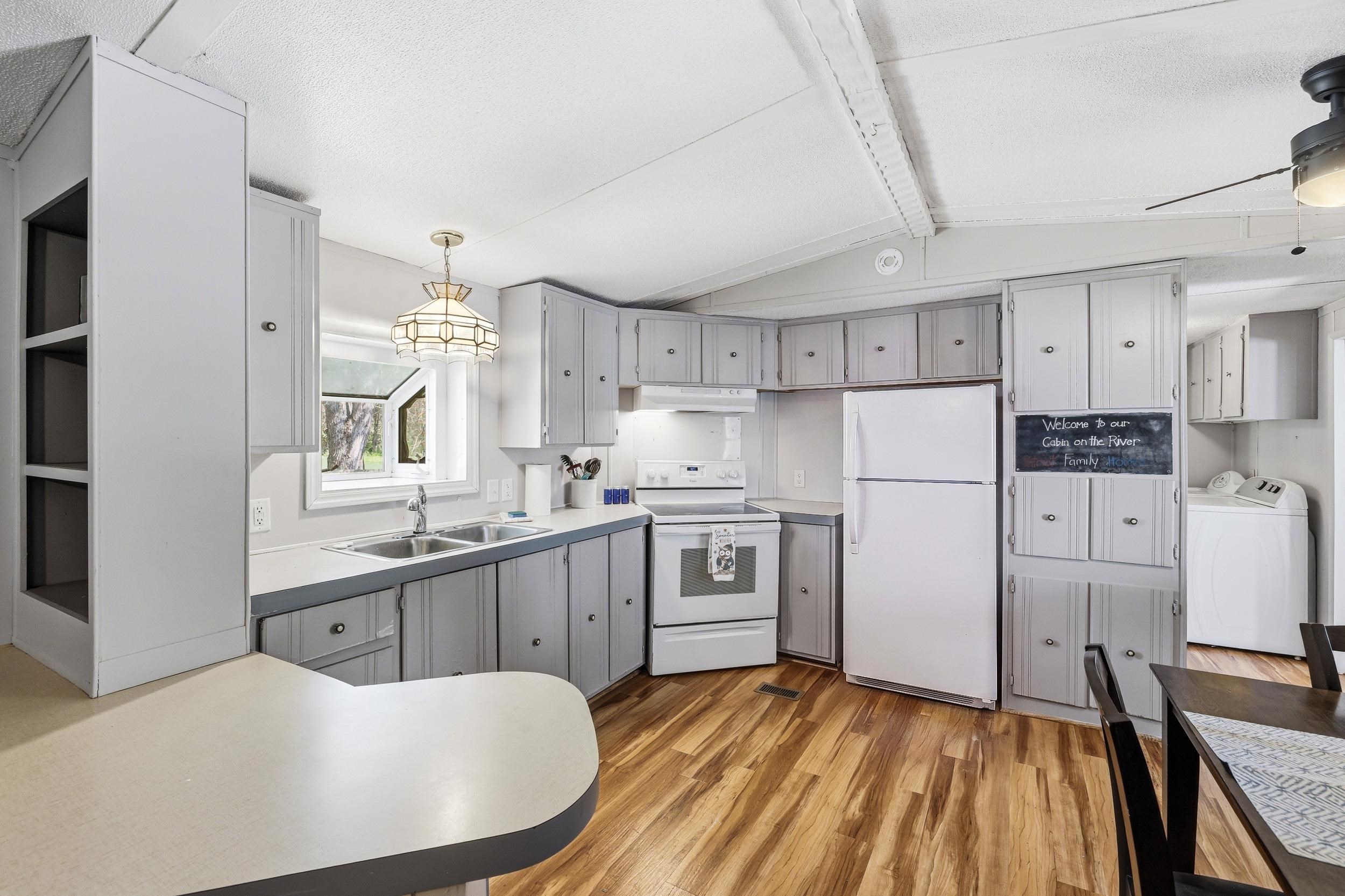 702 RICHVIEW RD, RILEYVILLE, Virginia 22650, 4 Bedrooms Bedrooms, ,2 BathroomsBathrooms,Residential,702 RICHVIEW RD,676258 MLS # 676258