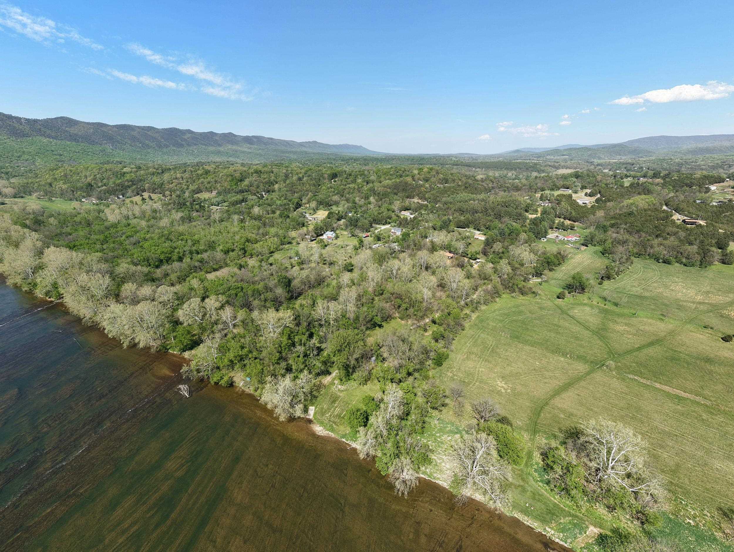 702 RICHVIEW RD, RILEYVILLE, Virginia 22650, 4 Bedrooms Bedrooms, ,2 BathroomsBathrooms,Residential,702 RICHVIEW RD,676258 MLS # 676258