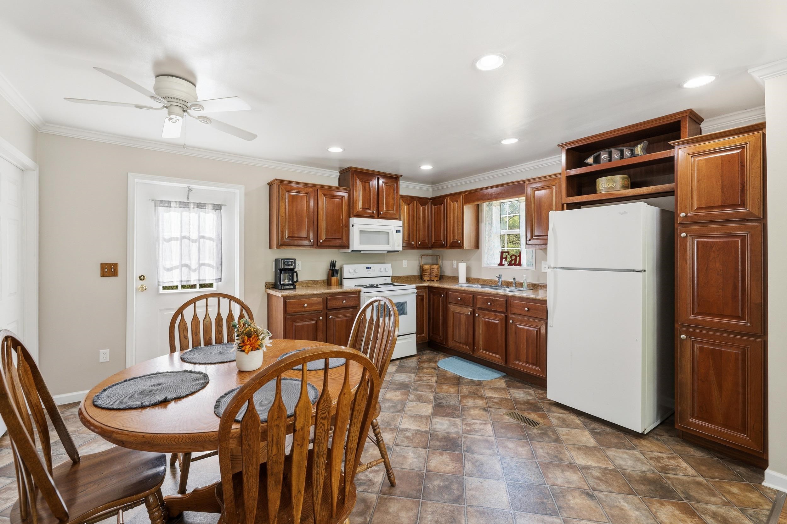 706 RICHVIEW RD, RILEYVILLE, Virginia 22650, 2 Bedrooms Bedrooms, ,1 BathroomBathrooms,Residential,706 RICHVIEW RD,676260 MLS # 676260