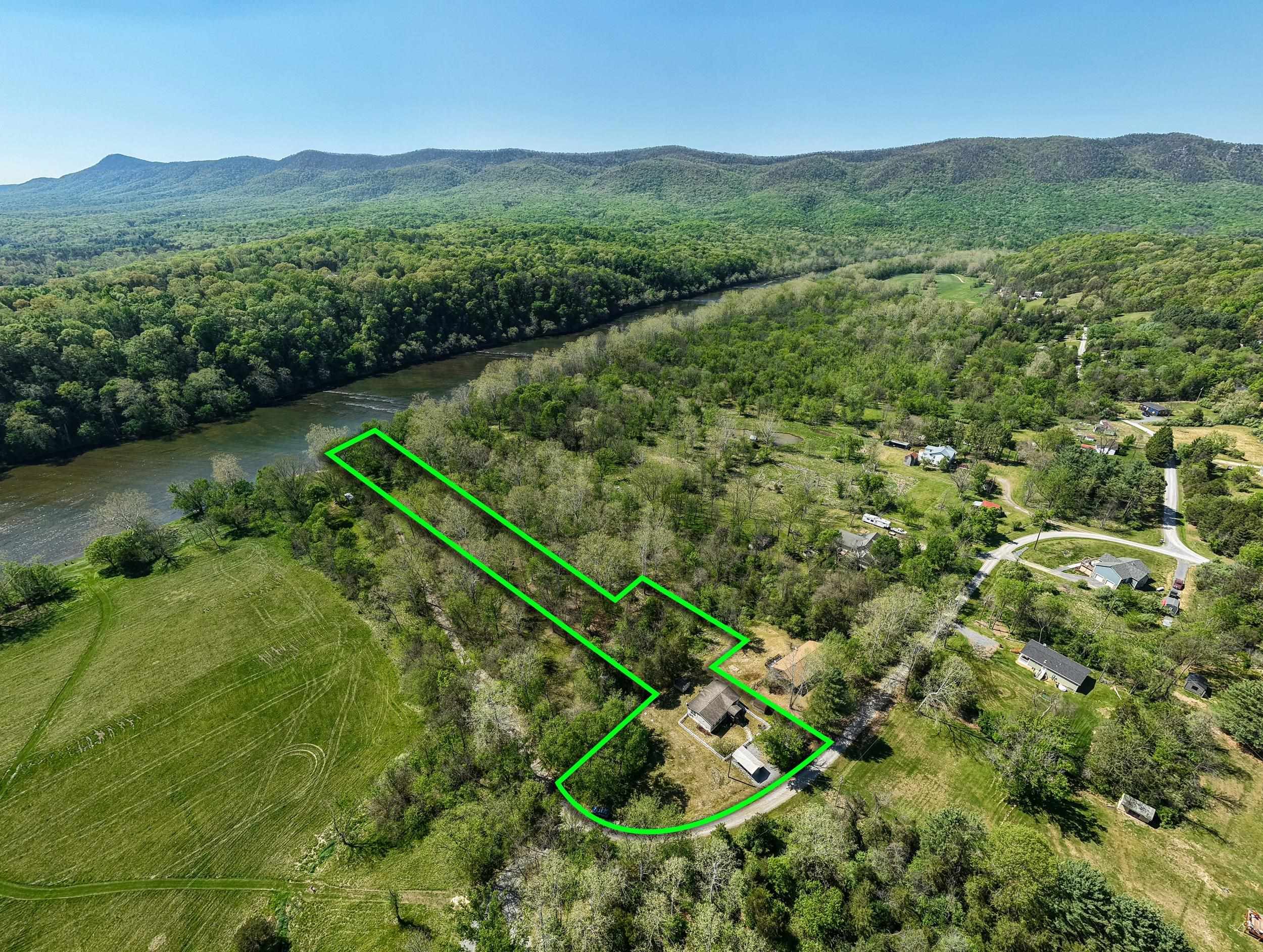 706 RICHVIEW RD, RILEYVILLE, Virginia 22650, 2 Bedrooms Bedrooms, ,1 BathroomBathrooms,Residential,706 RICHVIEW RD,676260 MLS # 676260