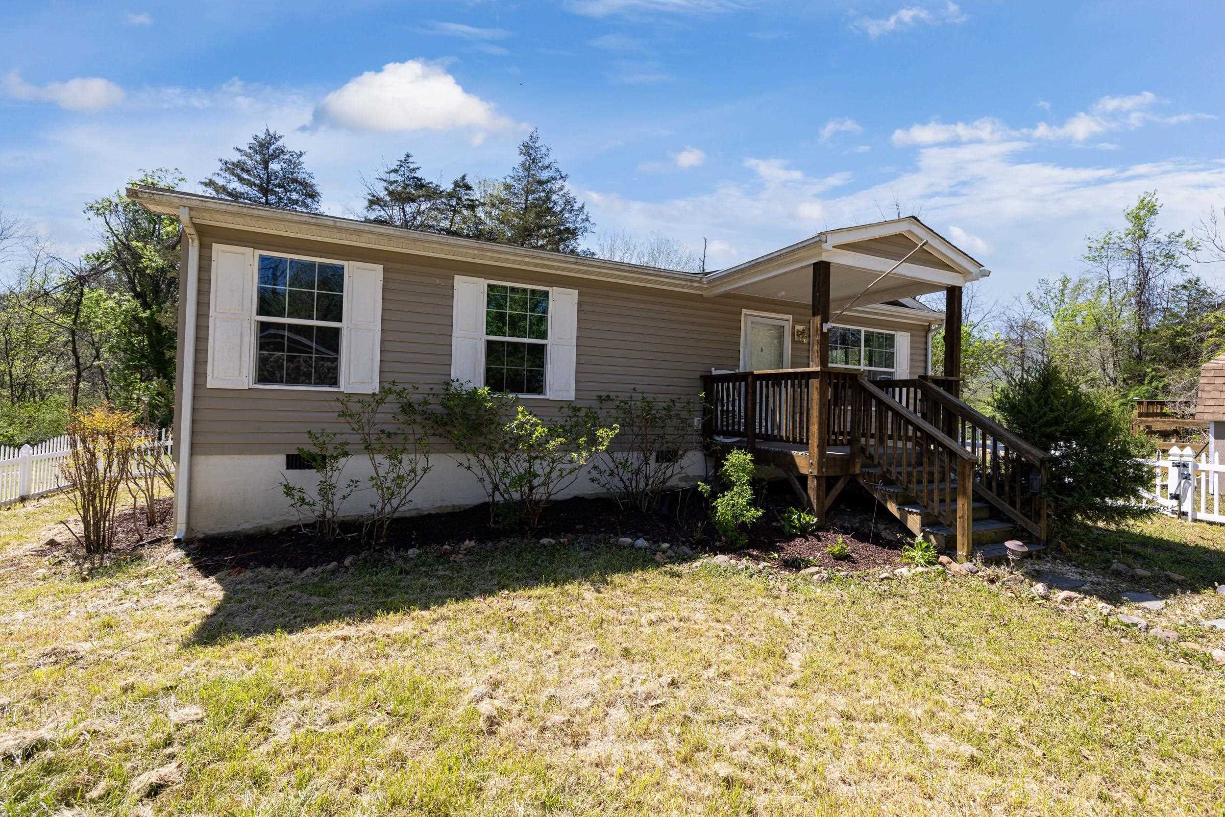 706 RICHVIEW RD, RILEYVILLE, Virginia 22650, 2 Bedrooms Bedrooms, ,1 BathroomBathrooms,Residential,706 RICHVIEW RD,676260 MLS # 676260