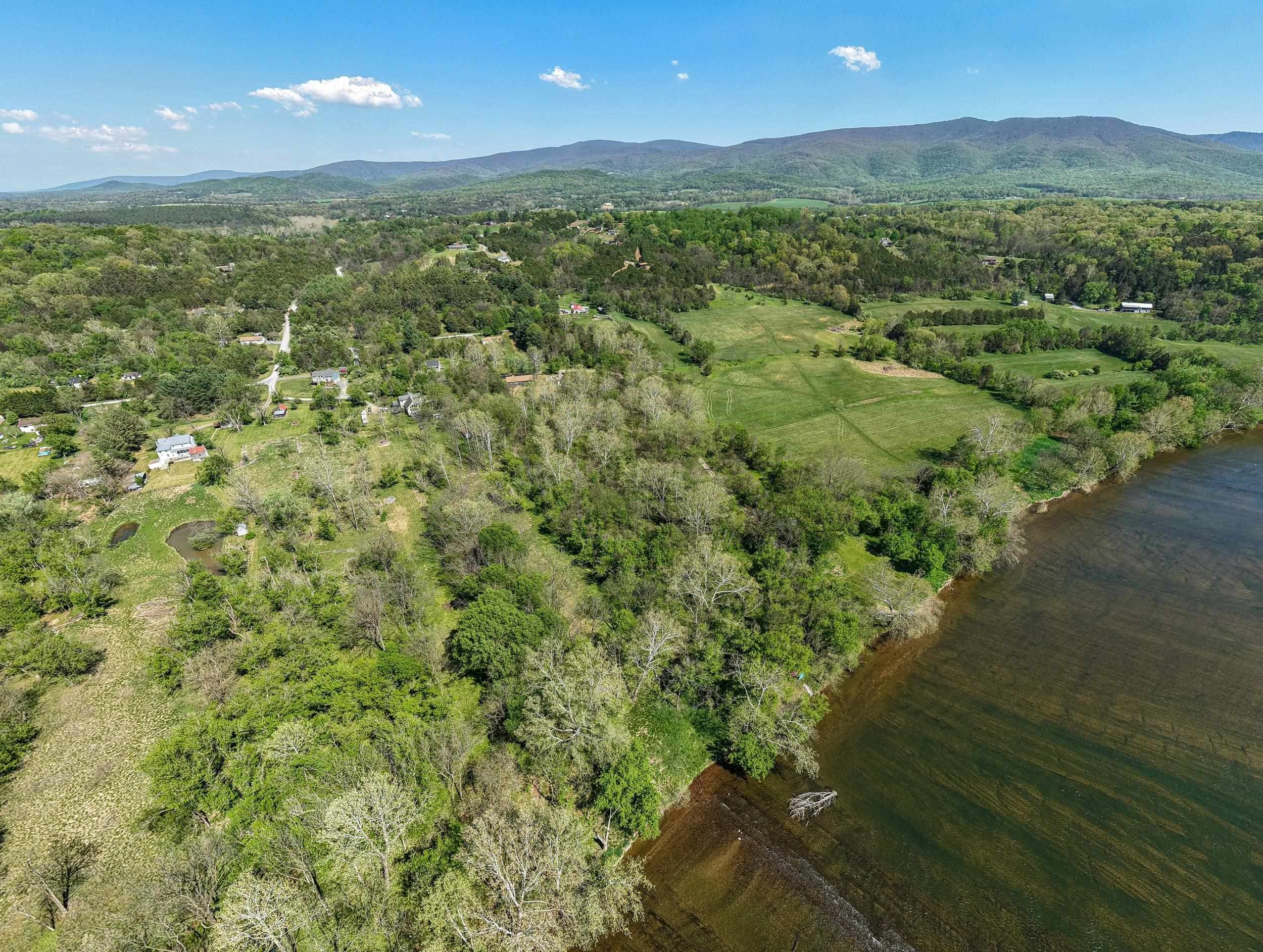 706 RICHVIEW RD, RILEYVILLE, Virginia 22650, 2 Bedrooms Bedrooms, ,1 BathroomBathrooms,Residential,706 RICHVIEW RD,676260 MLS # 676260