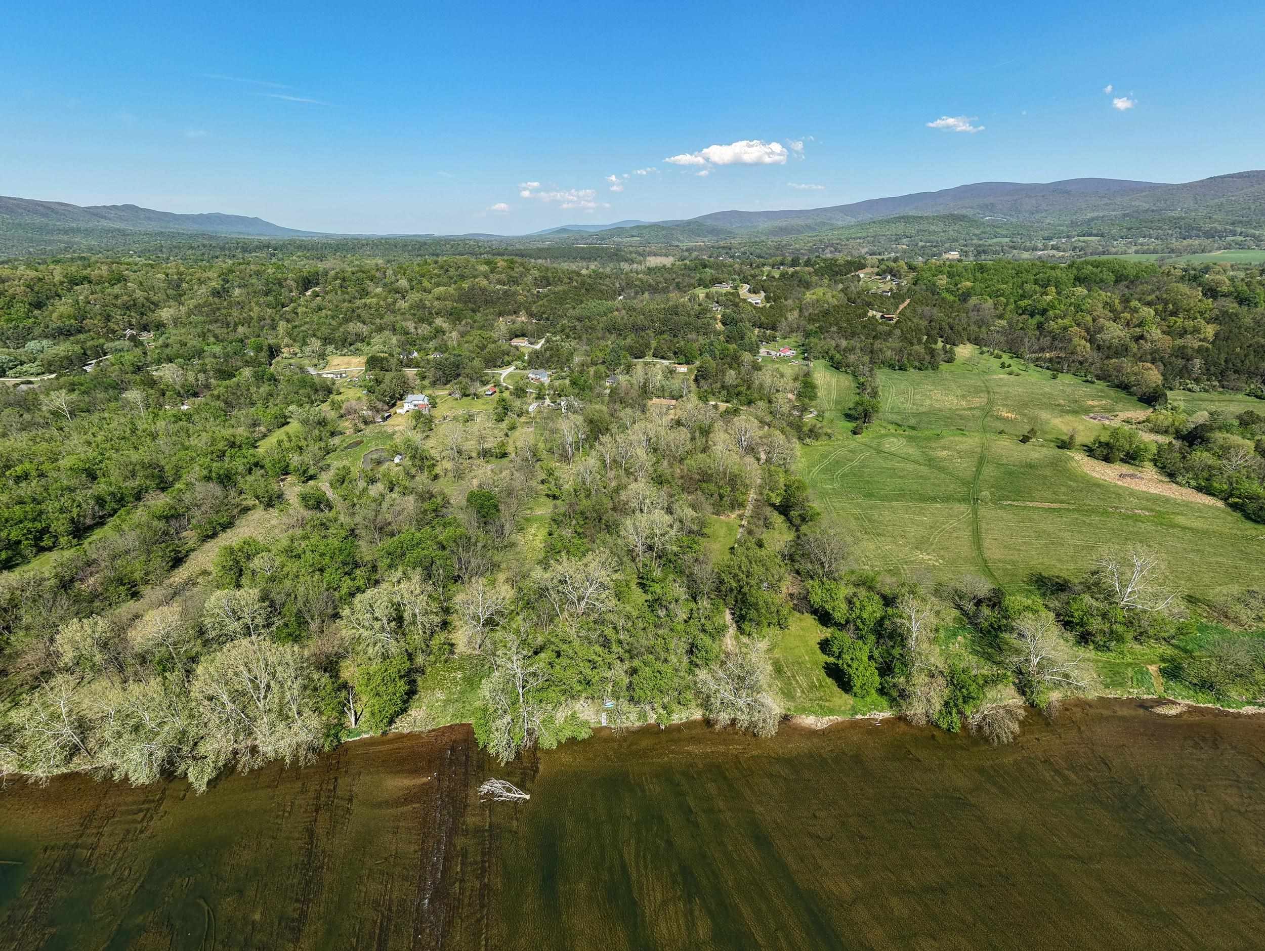 706 RICHVIEW RD, RILEYVILLE, Virginia 22650, 2 Bedrooms Bedrooms, ,1 BathroomBathrooms,Residential,706 RICHVIEW RD,676260 MLS # 676260