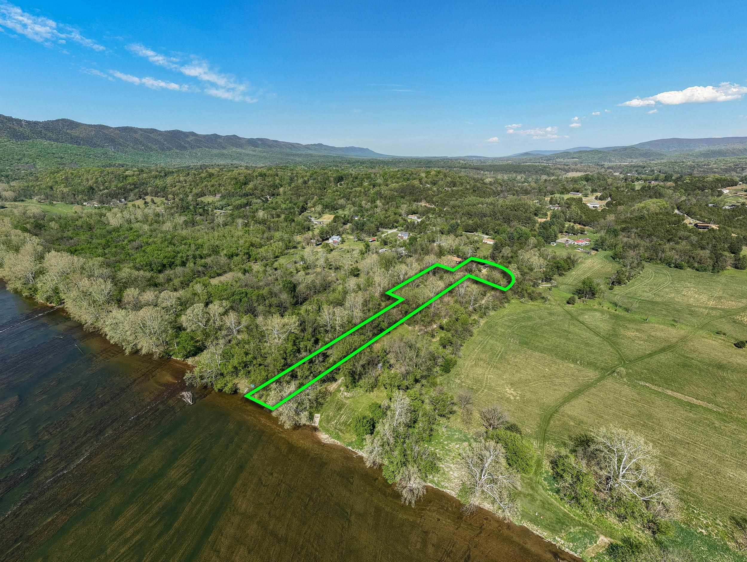 706 RICHVIEW RD, RILEYVILLE, Virginia 22650, 2 Bedrooms Bedrooms, ,1 BathroomBathrooms,Residential,706 RICHVIEW RD,676260 MLS # 676260