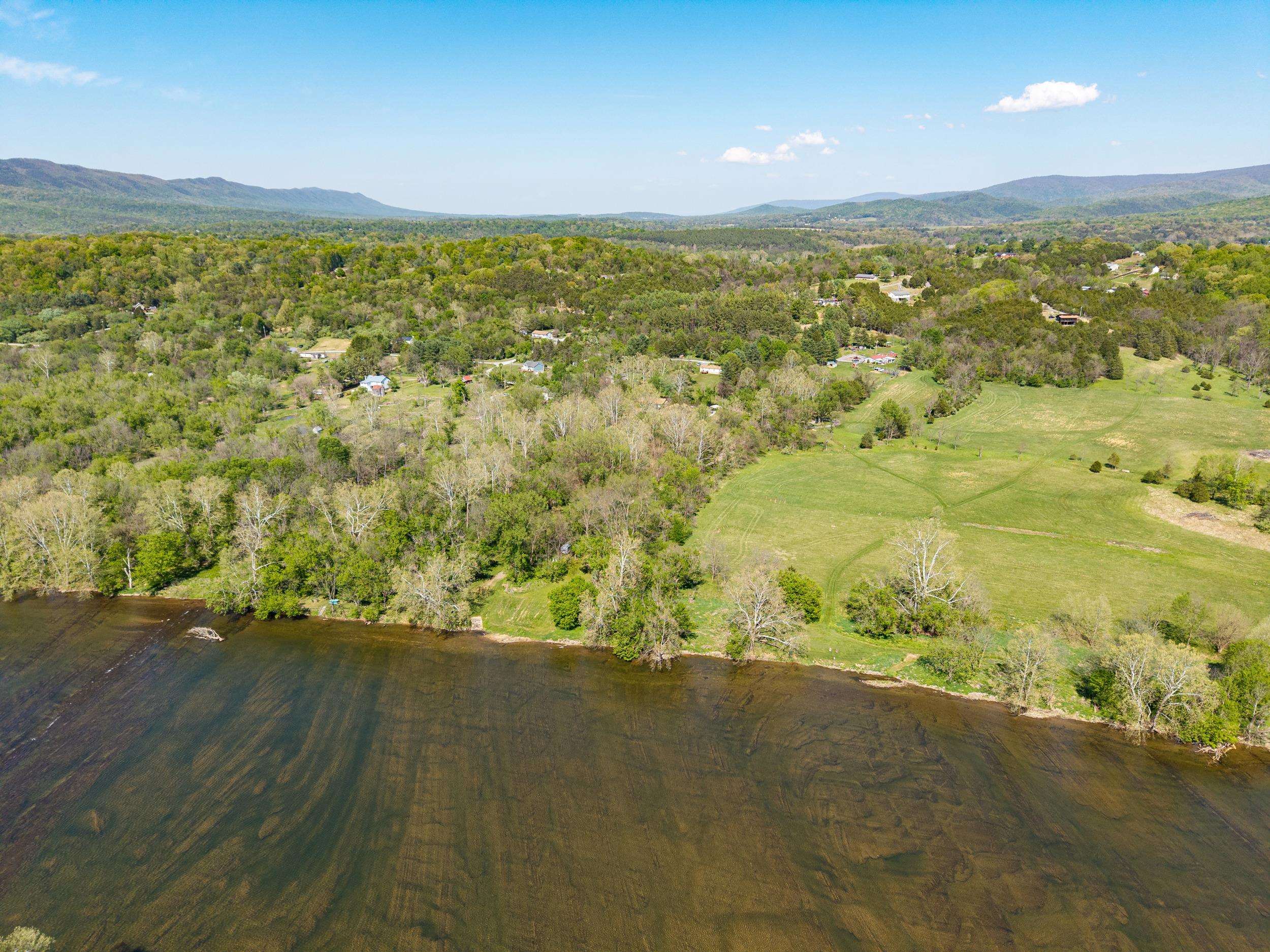 706 RICHVIEW RD, RILEYVILLE, Virginia 22650, 2 Bedrooms Bedrooms, ,1 BathroomBathrooms,Residential,706 RICHVIEW RD,676260 MLS # 676260