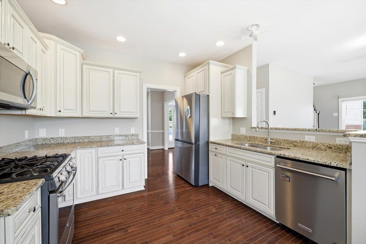 8340 OVERBROOK DR, MCGAHEYSVILLE, Virginia 22840, 5 Bedrooms Bedrooms, ,4 BathroomsBathrooms,Residential,8340 OVERBROOK DR,676261 MLS # 676261 8340 OVERBROOK DR, MCGAHEYSVILLE, Virginia 22840, 5 Bedrooms Bedrooms, ,4 BathroomsBathrooms,Residential,8340 OVERBROOK DR,676261 MLS # 676261