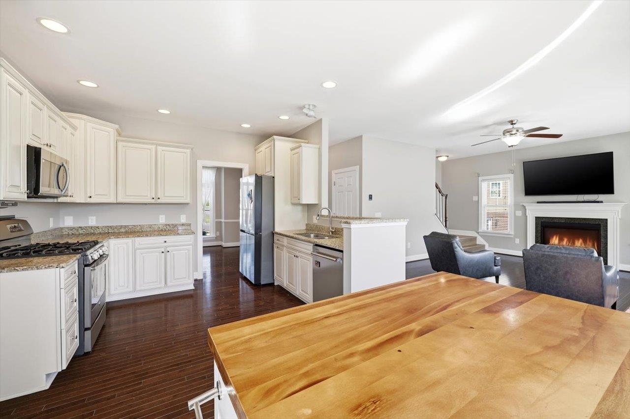 8340 OVERBROOK DR, MCGAHEYSVILLE, Virginia 22840, 5 Bedrooms Bedrooms, ,4 BathroomsBathrooms,Residential,8340 OVERBROOK DR,676261 MLS # 676261