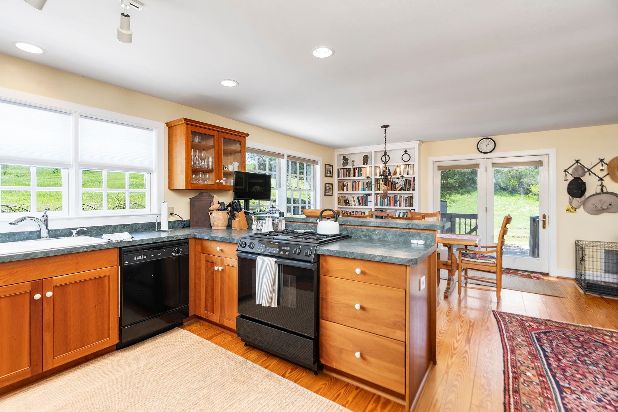 1772 NEWPORT RD, RAPHINE, Virginia 24472, 2 Bedrooms Bedrooms, ,2 BathroomsBathrooms,Residential,1772 NEWPORT RD,676262 MLS # 676262