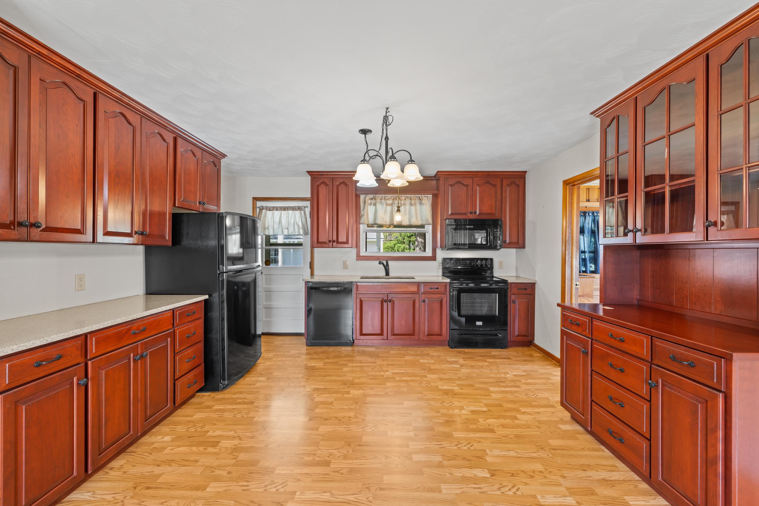 1070 HARMAN RD, HARRISONBURG, Virginia 22802, 2 Bedrooms Bedrooms, ,1 BathroomBathrooms,Residential,Home Sweet NextHome,1070 HARMAN RD,676265 MLS # 676265