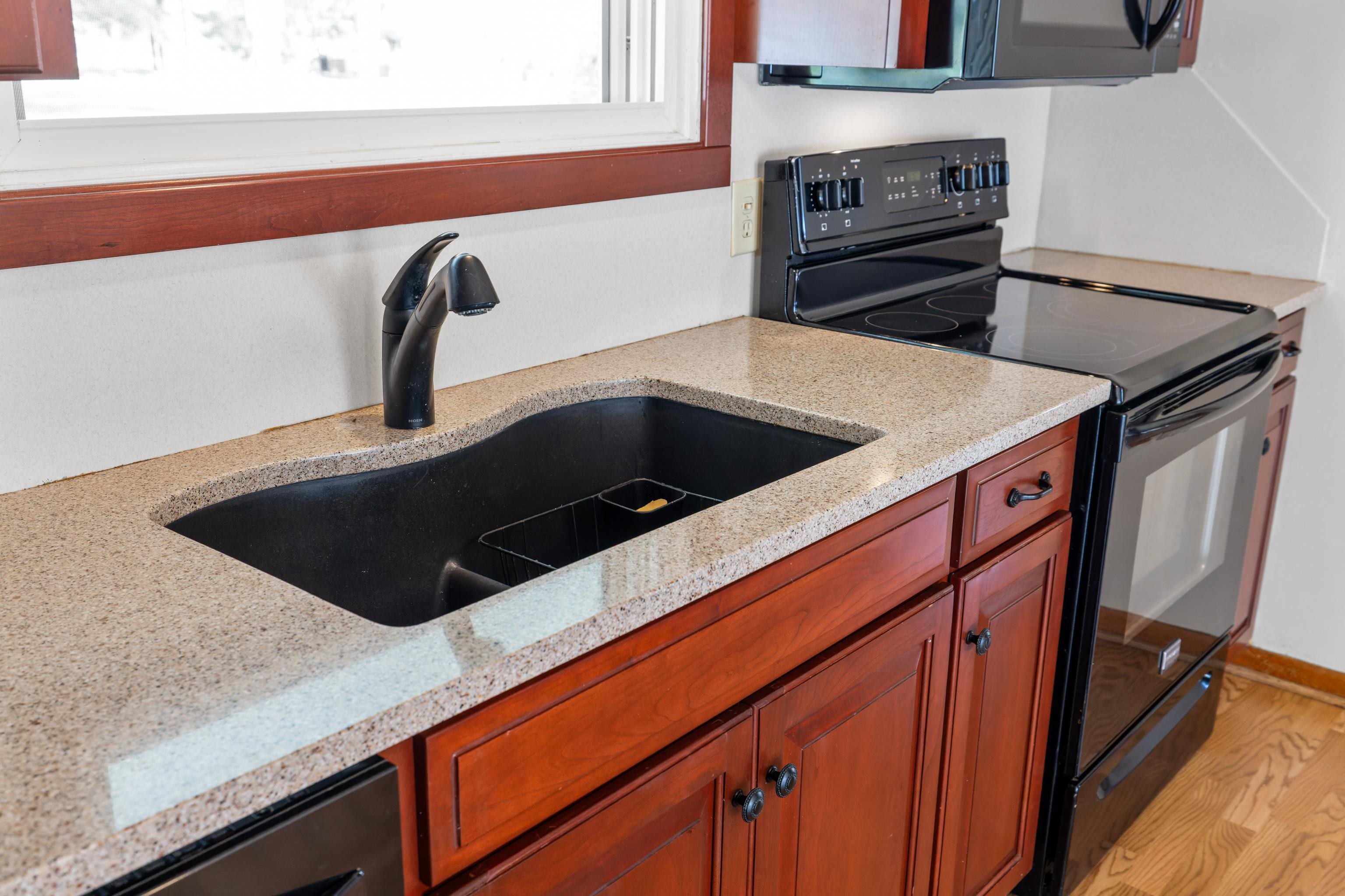 1070 HARMAN RD, HARRISONBURG, Virginia 22802, 2 Bedrooms Bedrooms, ,1 BathroomBathrooms,Residential,Home Sweet NextHome,1070 HARMAN RD,676265 MLS # 676265