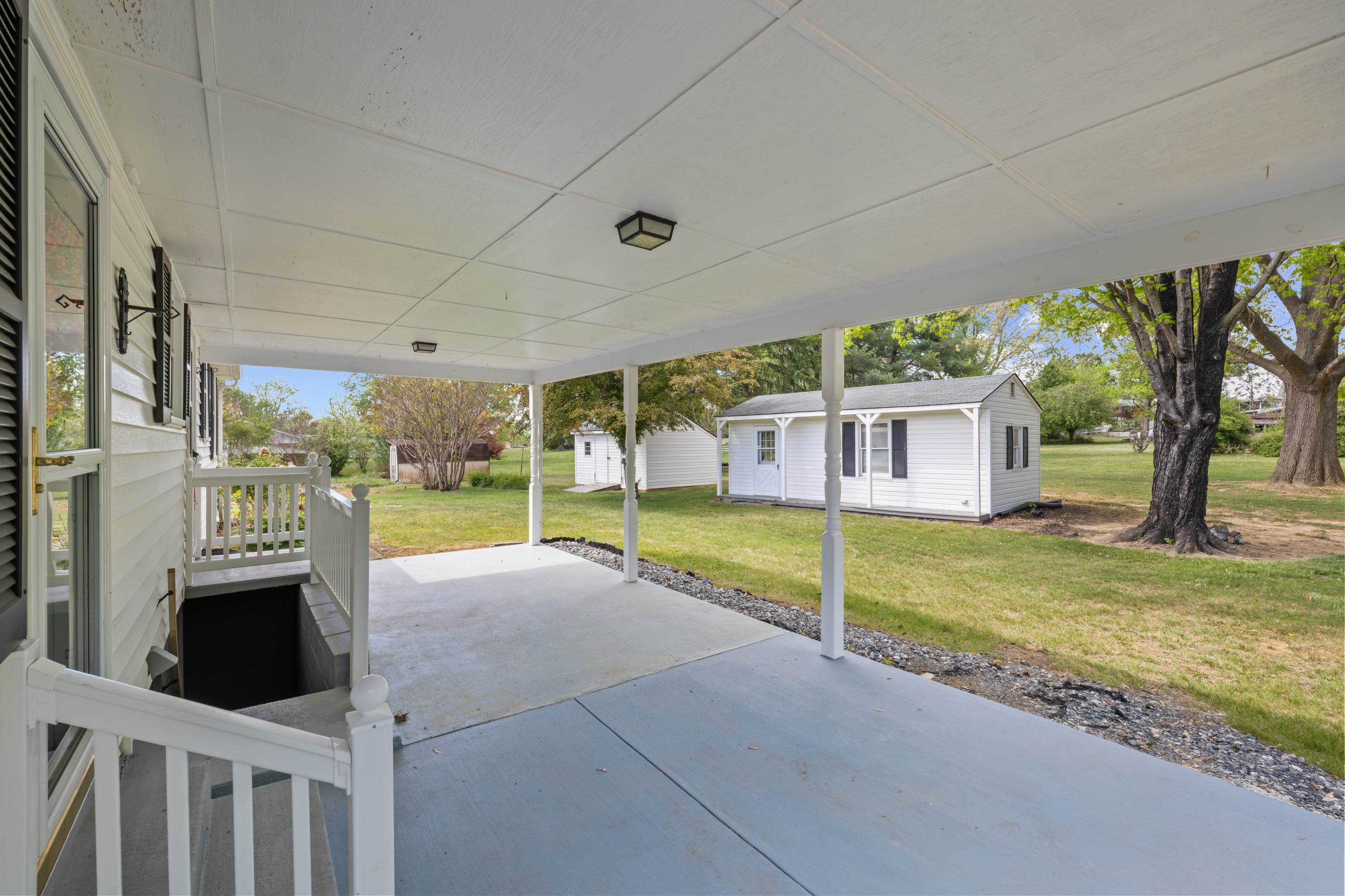 1070 HARMAN RD, HARRISONBURG, Virginia 22802, 2 Bedrooms Bedrooms, ,1 BathroomBathrooms,Residential,Home Sweet NextHome,1070 HARMAN RD,676265 MLS # 676265