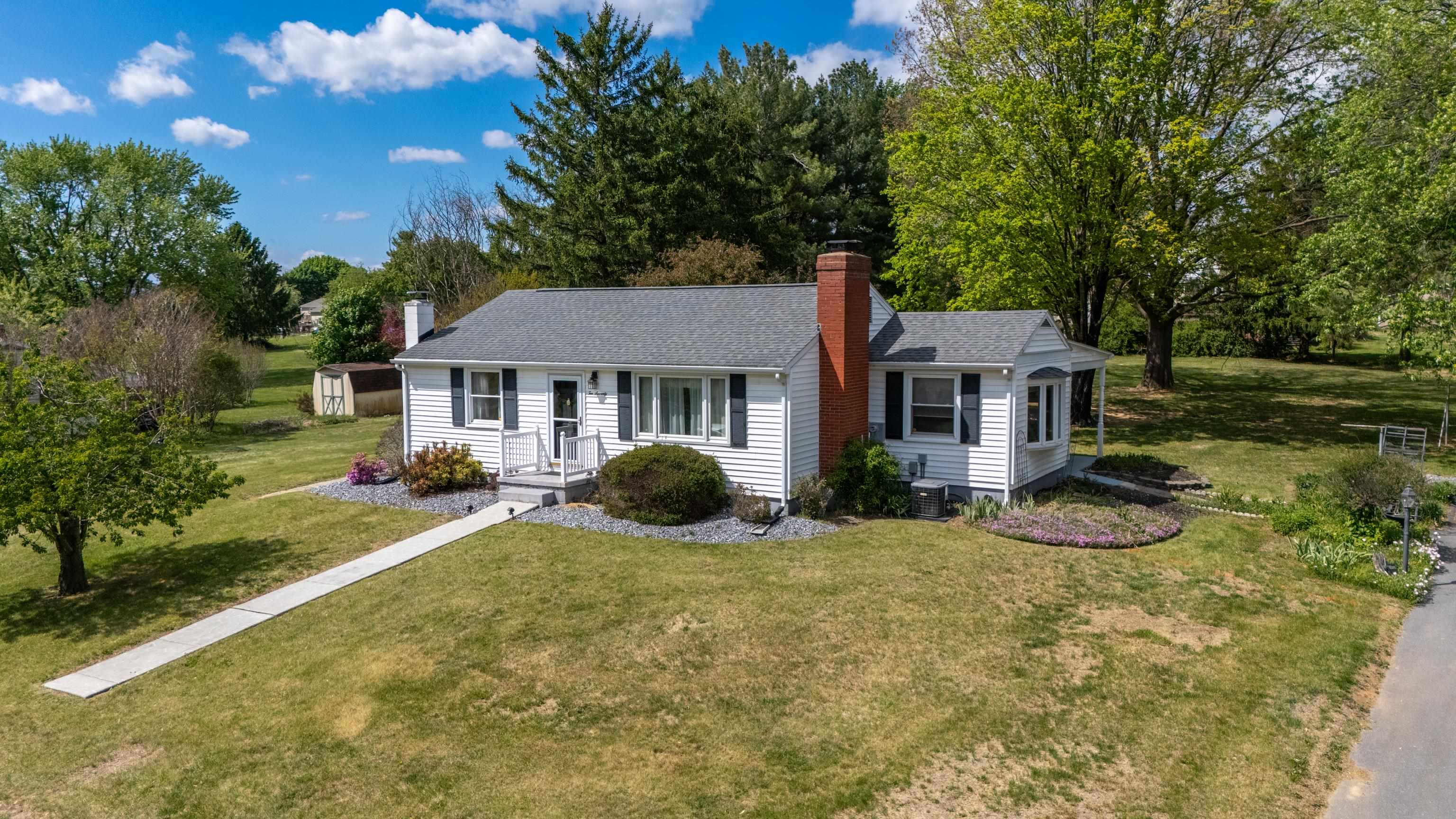 1070 HARMAN RD, HARRISONBURG, Virginia 22802, 2 Bedrooms Bedrooms, ,1 BathroomBathrooms,Residential,Home Sweet NextHome,1070 HARMAN RD,676265 MLS # 676265