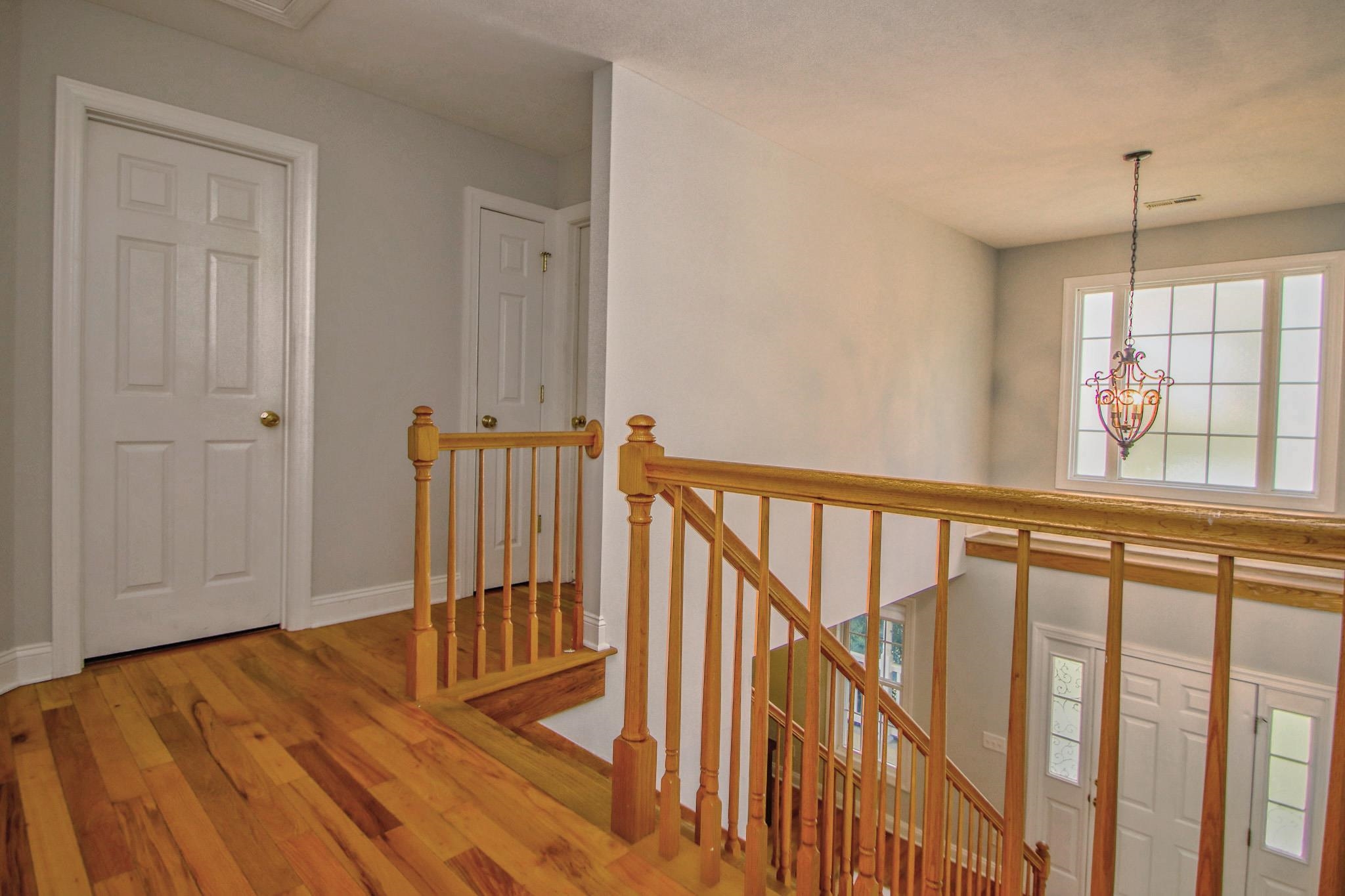 1810 MANOR DR, HARRISONBURG, Virginia 22801, 4 Bedrooms Bedrooms, ,2 BathroomsBathrooms,Residential,1810 MANOR DR,676266 MLS # 676266