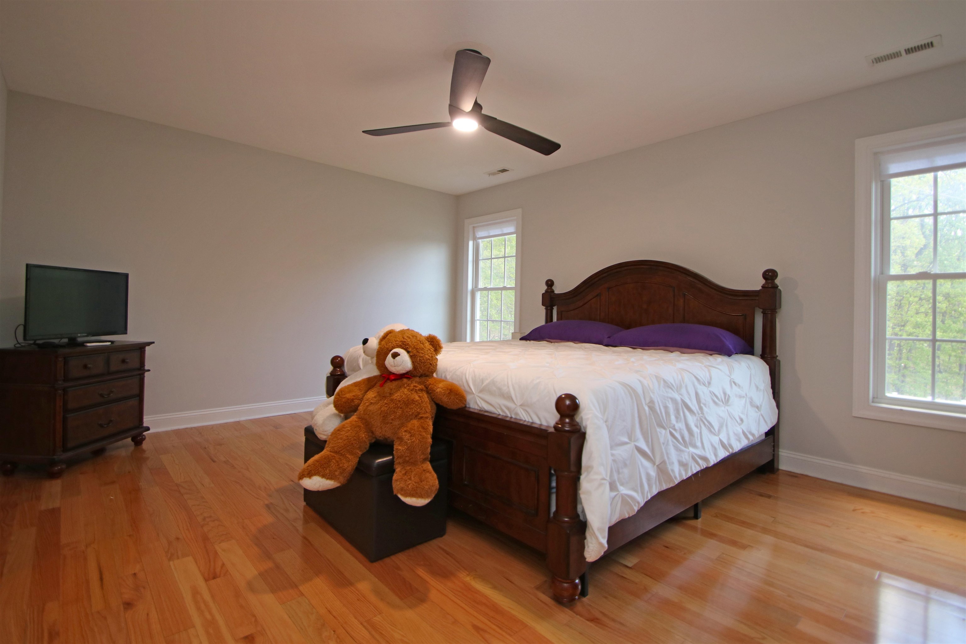 1810 MANOR DR, HARRISONBURG, Virginia 22801, 4 Bedrooms Bedrooms, ,2 BathroomsBathrooms,Residential,1810 MANOR DR,676266 MLS # 676266