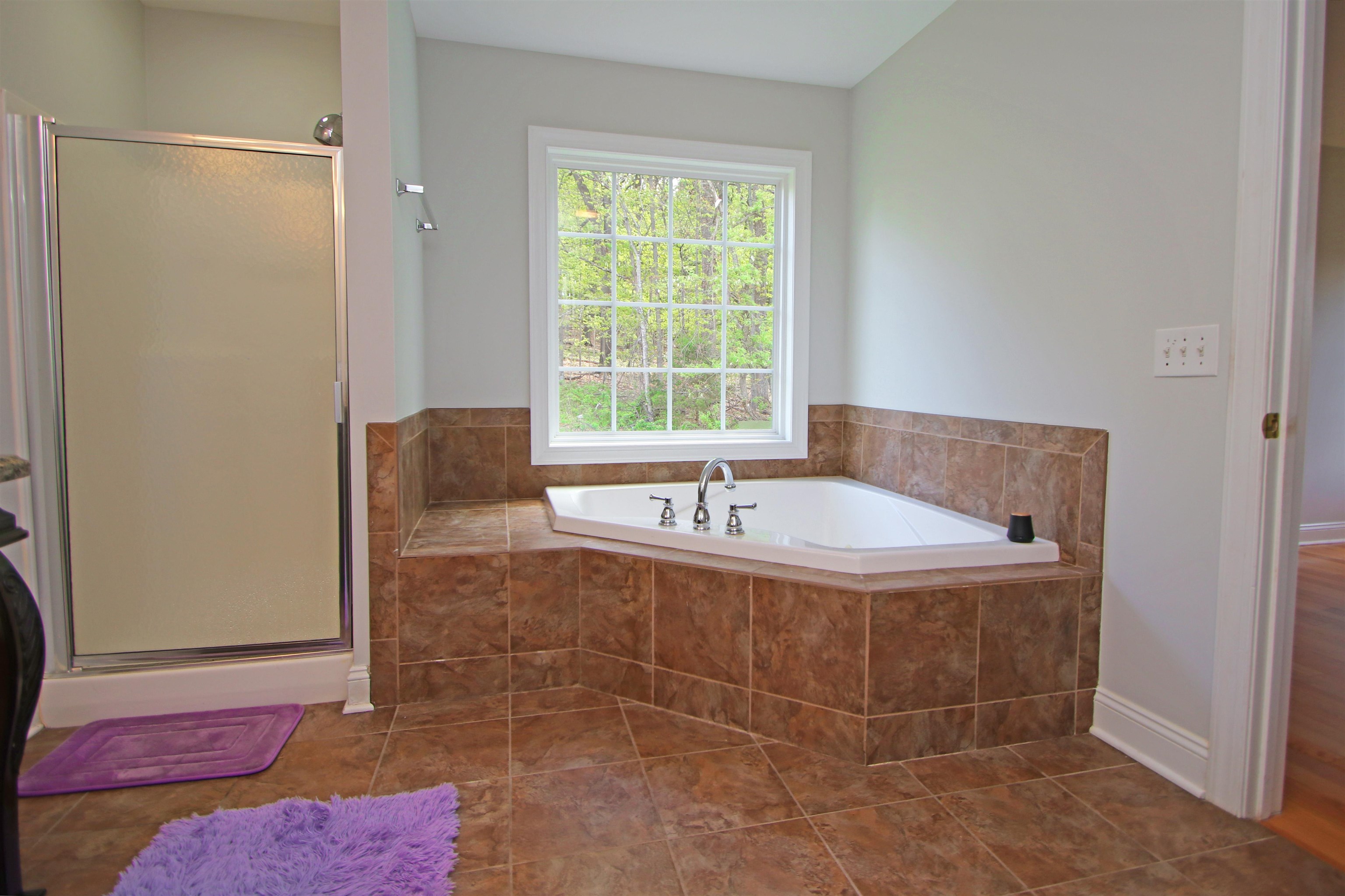 1810 MANOR DR, HARRISONBURG, Virginia 22801, 4 Bedrooms Bedrooms, ,2 BathroomsBathrooms,Residential,1810 MANOR DR,676266 MLS # 676266