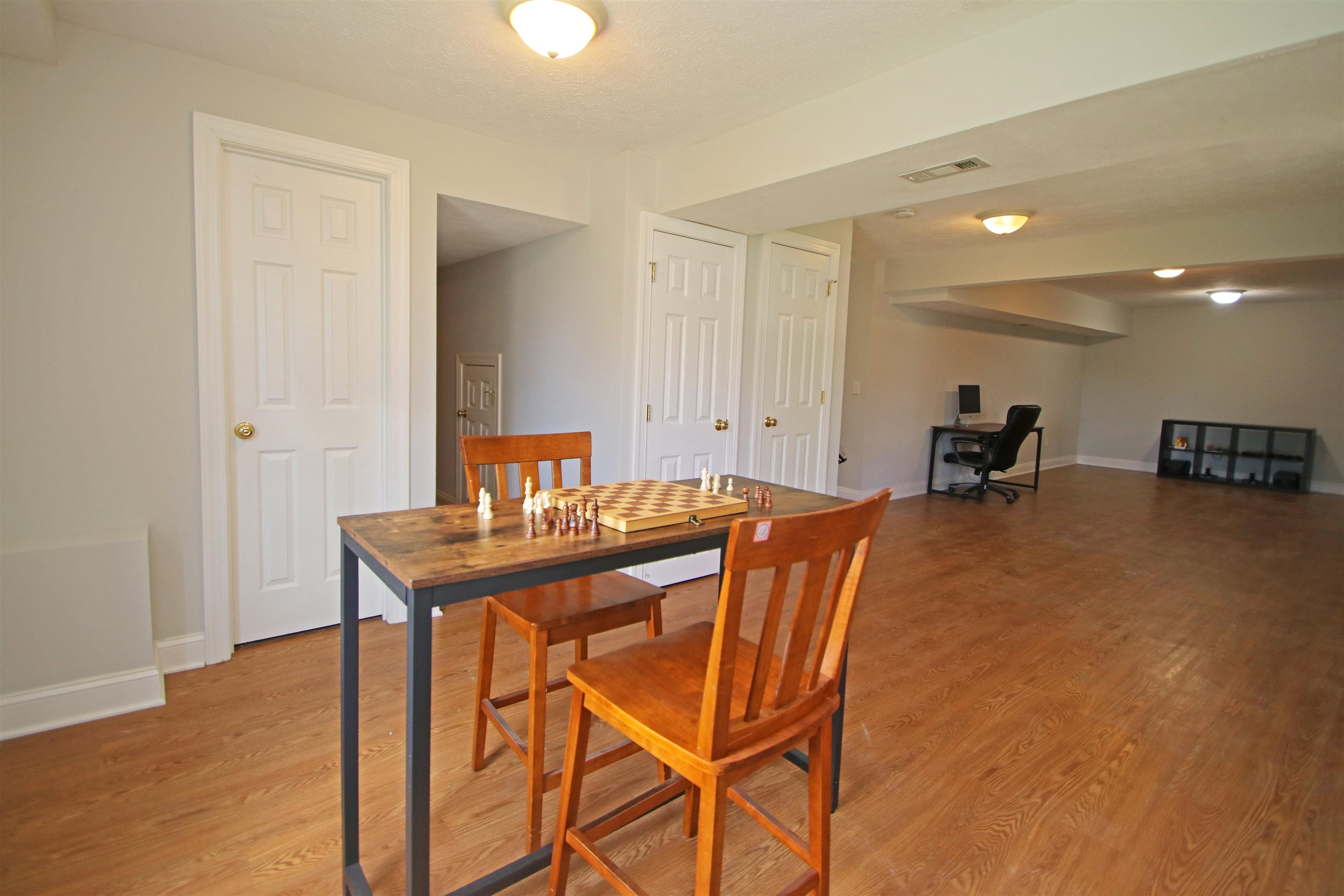 1810 MANOR DR, HARRISONBURG, Virginia 22801, 4 Bedrooms Bedrooms, ,2 BathroomsBathrooms,Residential,1810 MANOR DR,676266 MLS # 676266