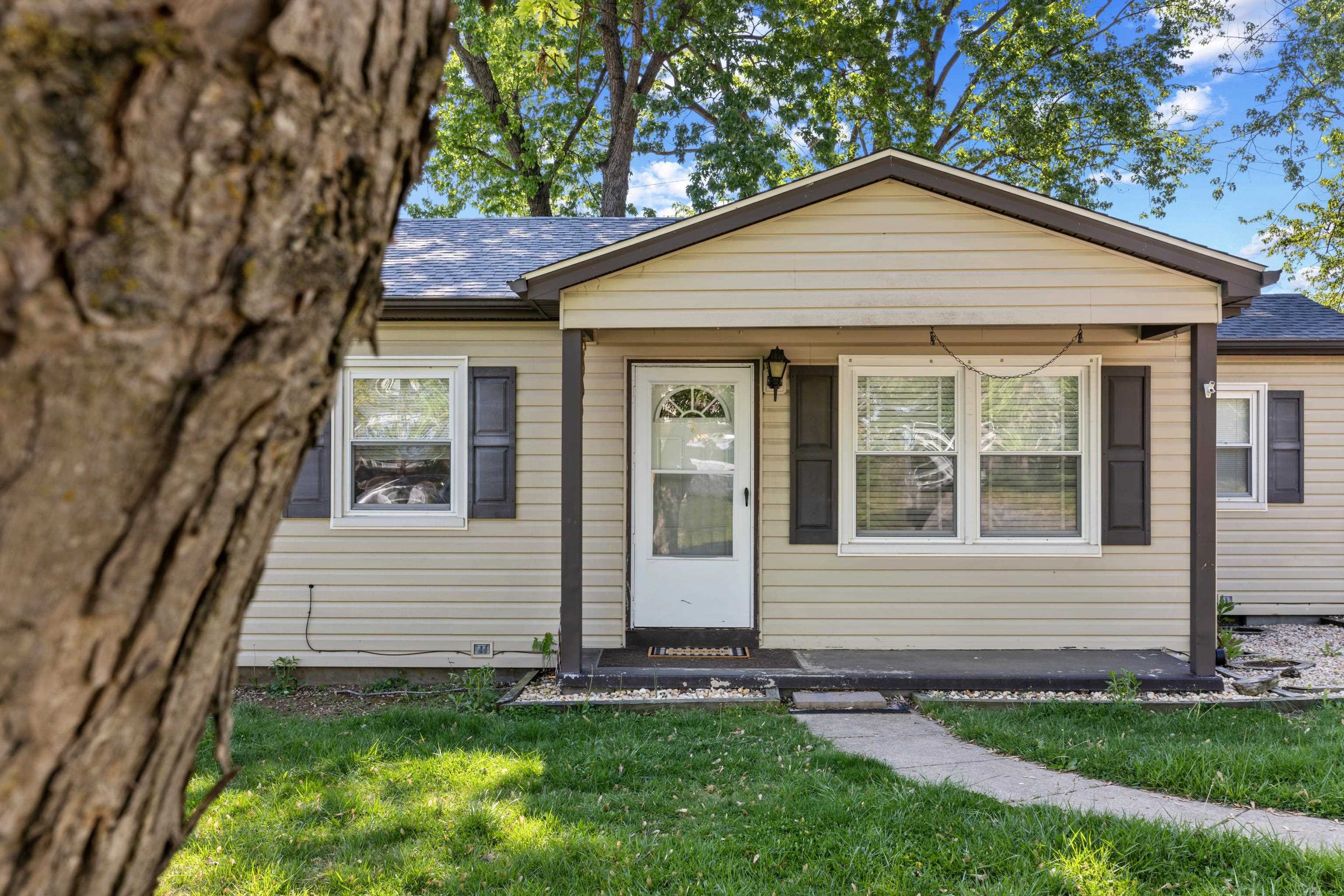 27 SHEN VALLEY DR, WEYERS CAVE, Virginia 24486, 3 Bedrooms Bedrooms, ,1 BathroomBathrooms,Residential,27 SHEN VALLEY DR,676267 MLS # 676267