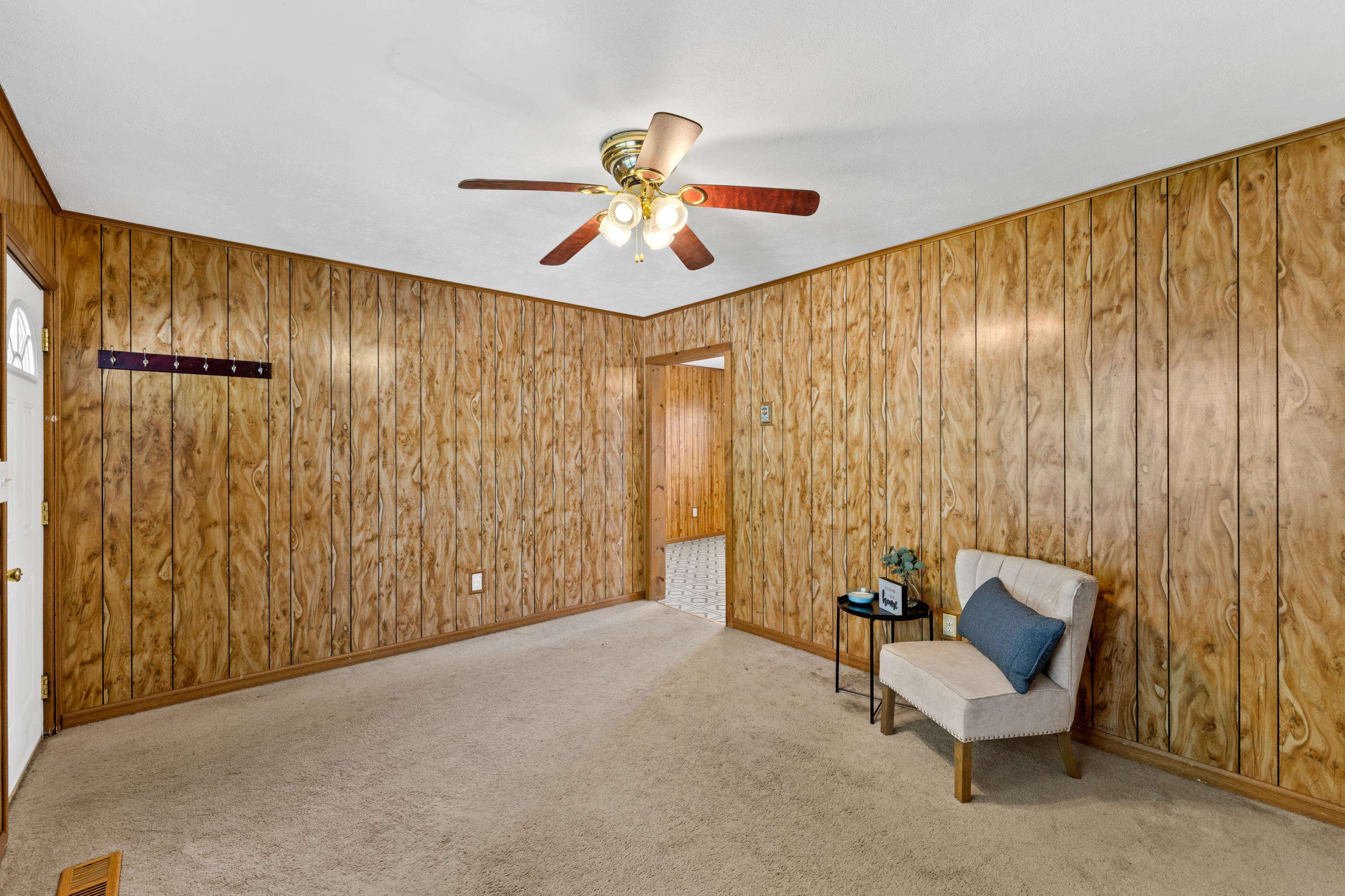 27 SHEN VALLEY DR, WEYERS CAVE, Virginia 24486, 3 Bedrooms Bedrooms, ,1 BathroomBathrooms,Residential,27 SHEN VALLEY DR,676267 MLS # 676267