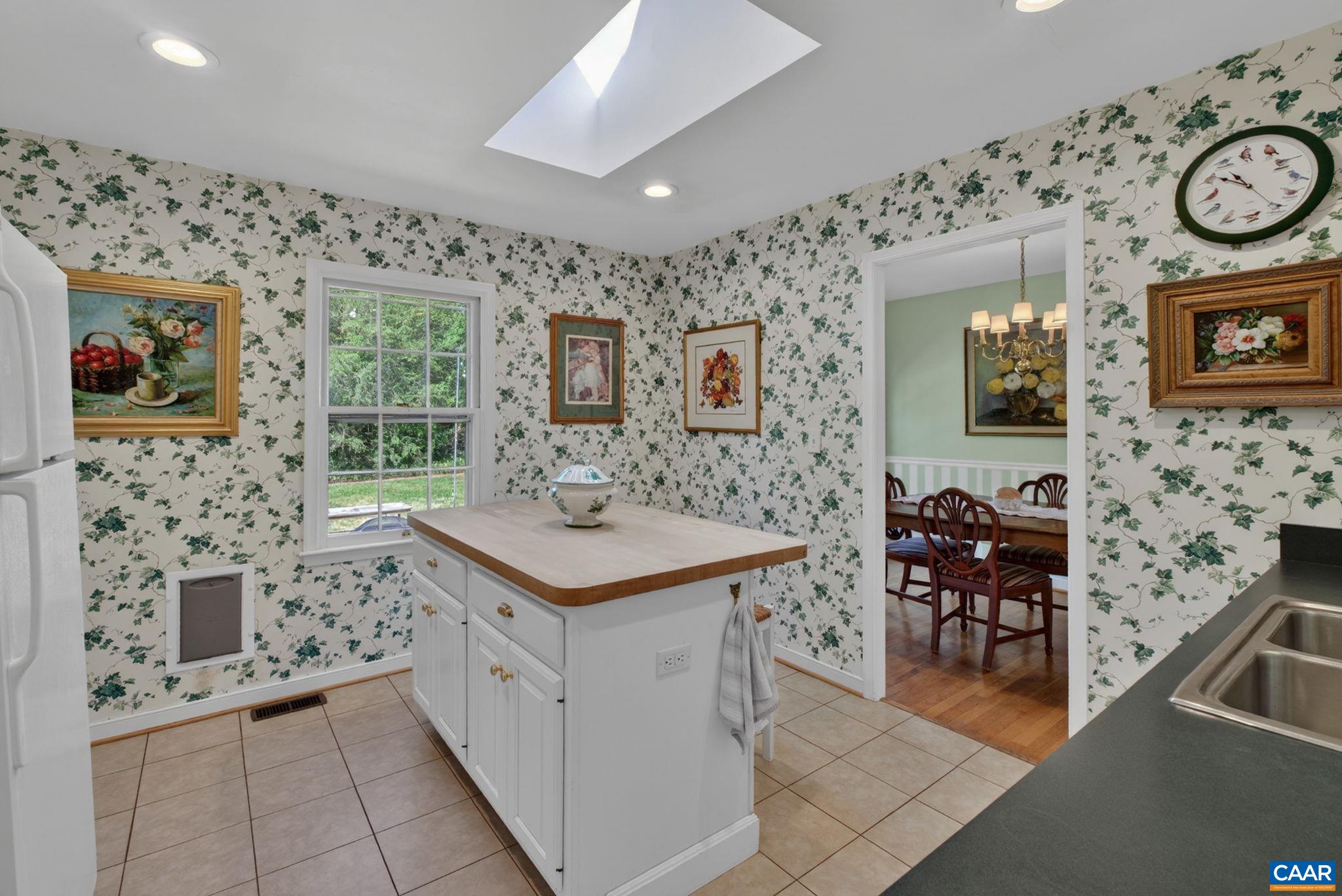 2519 COMMONWEALTH DR, CHARLOTTESVILLE, Virginia 22901, 3 Bedrooms Bedrooms, ,2 BathroomsBathrooms,Residential,The Commonwealth Cottage,2519 COMMONWEALTH DR,676271 MLS # 676271