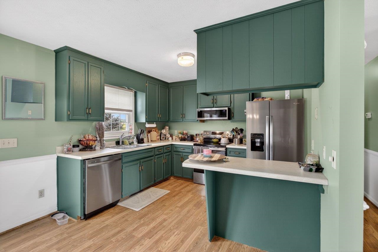 6087 W DONNAGAIL DR, PENN LAIRD, Virginia 22846, 4 Bedrooms Bedrooms, ,2 BathroomsBathrooms,Residential,6087 W DONNAGAIL DR,676272 MLS # 676272