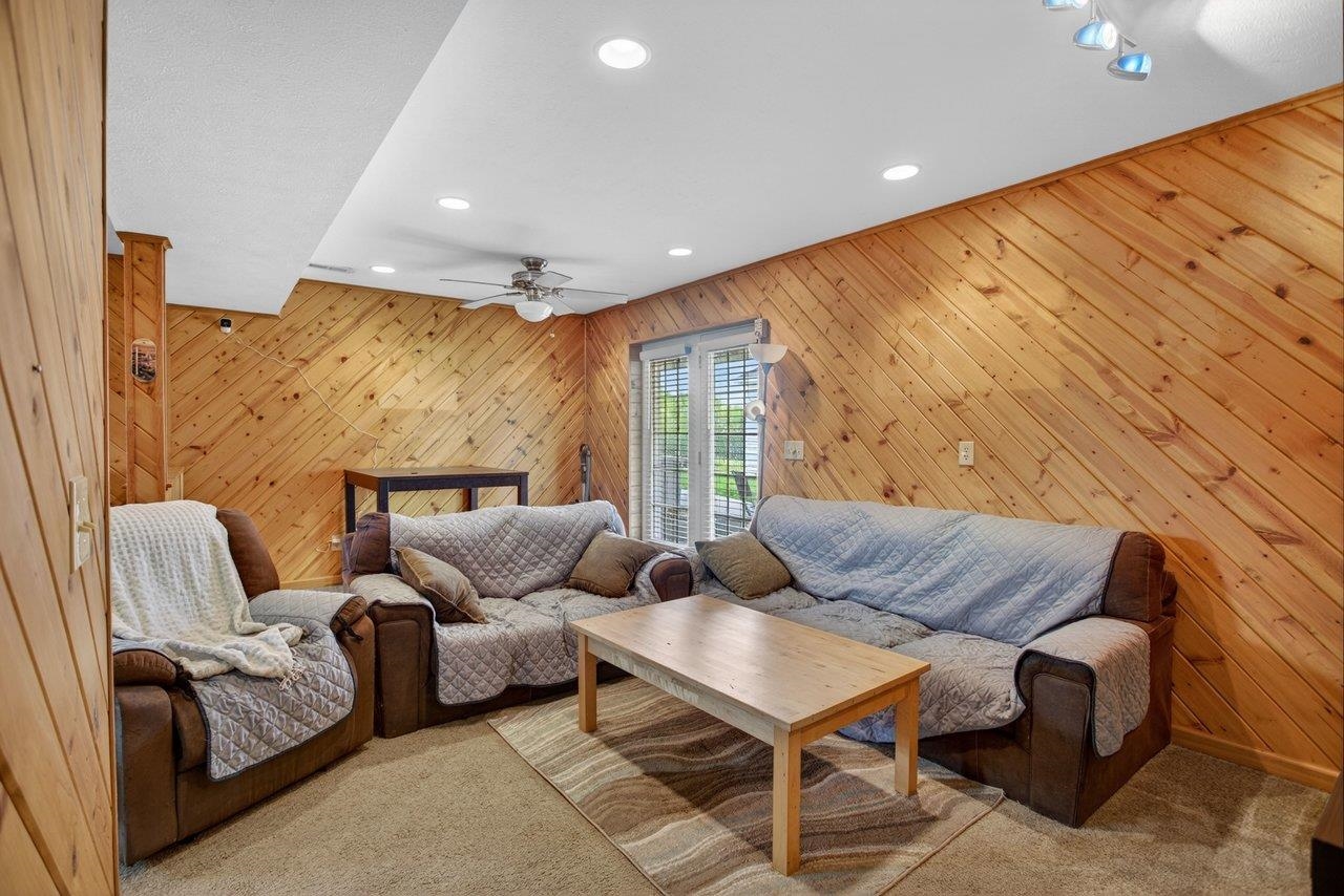 6087 W DONNAGAIL DR, PENN LAIRD, Virginia 22846, 4 Bedrooms Bedrooms, ,2 BathroomsBathrooms,Residential,6087 W DONNAGAIL DR,676272 MLS # 676272