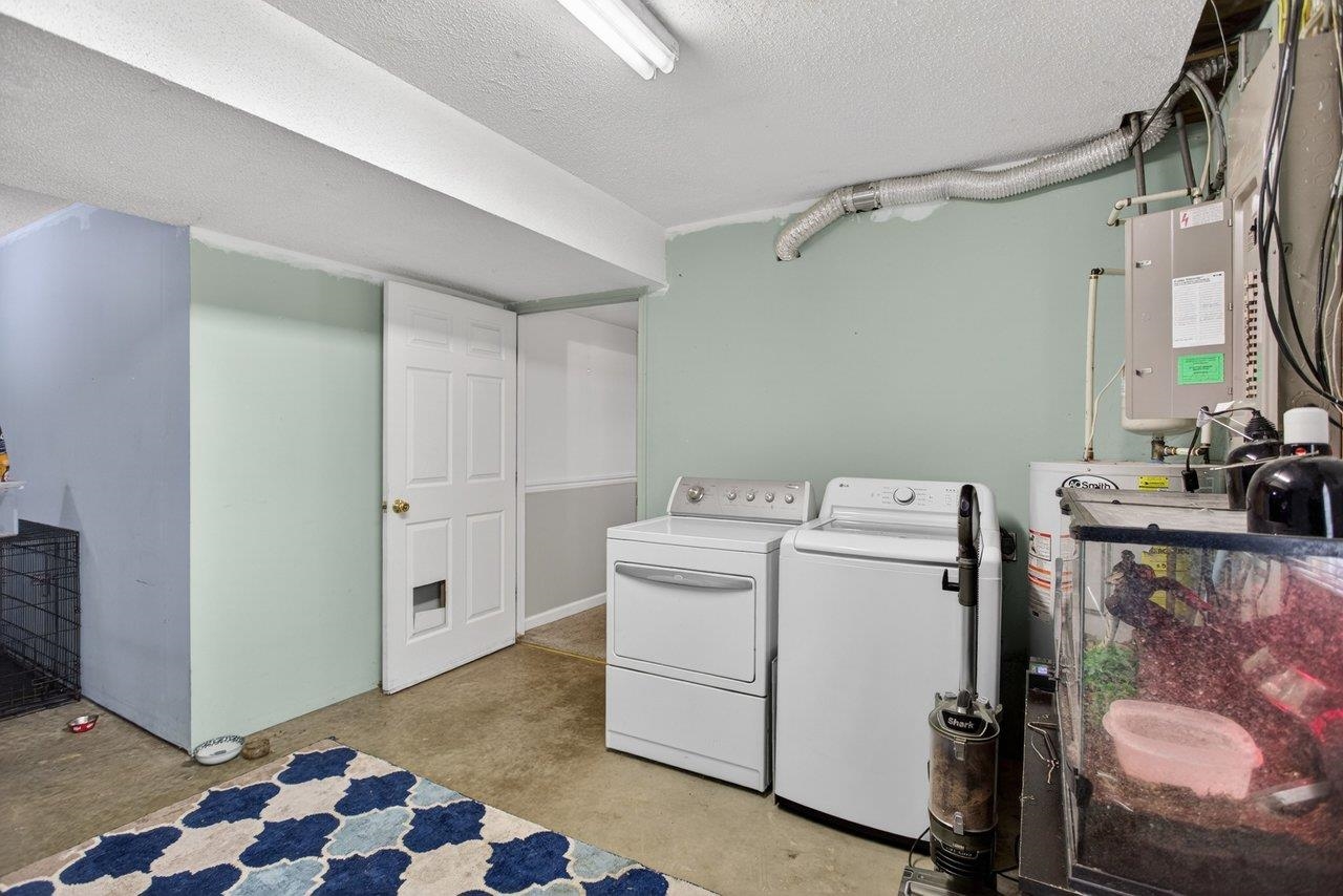 6087 W DONNAGAIL DR, PENN LAIRD, Virginia 22846, 4 Bedrooms Bedrooms, ,2 BathroomsBathrooms,Residential,6087 W DONNAGAIL DR,676272 MLS # 676272