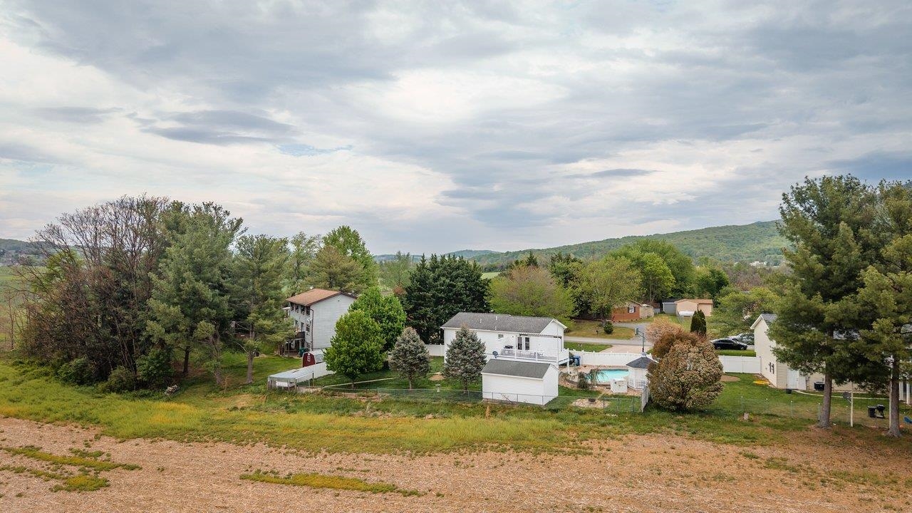 6087 W DONNAGAIL DR, PENN LAIRD, Virginia 22846, 4 Bedrooms Bedrooms, ,2 BathroomsBathrooms,Residential,6087 W DONNAGAIL DR,676272 MLS # 676272