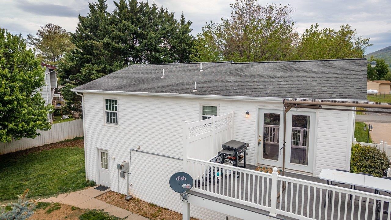 6087 W DONNAGAIL DR, PENN LAIRD, Virginia 22846, 4 Bedrooms Bedrooms, ,2 BathroomsBathrooms,Residential,6087 W DONNAGAIL DR,676272 MLS # 676272