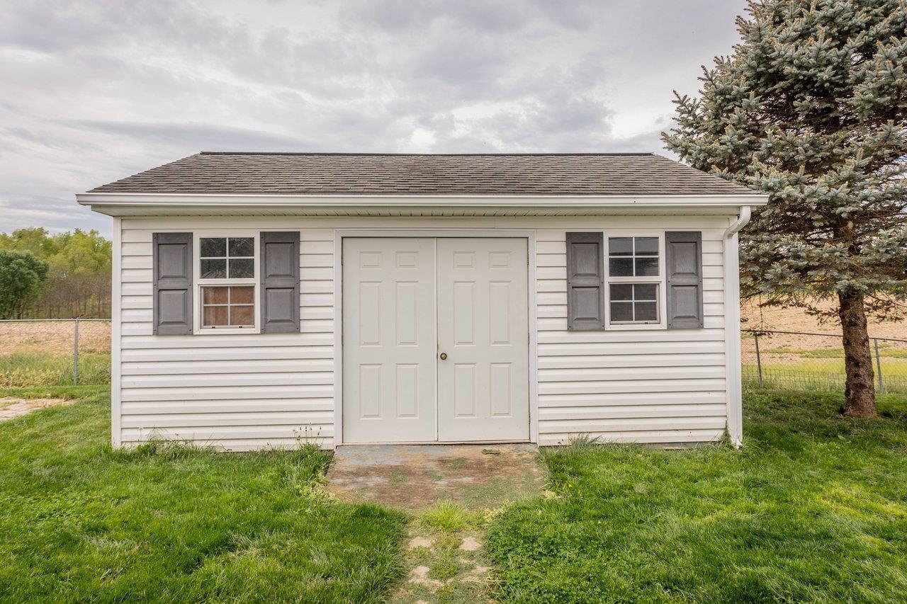 6087 W DONNAGAIL DR, PENN LAIRD, Virginia 22846, 4 Bedrooms Bedrooms, ,2 BathroomsBathrooms,Residential,6087 W DONNAGAIL DR,676272 MLS # 676272