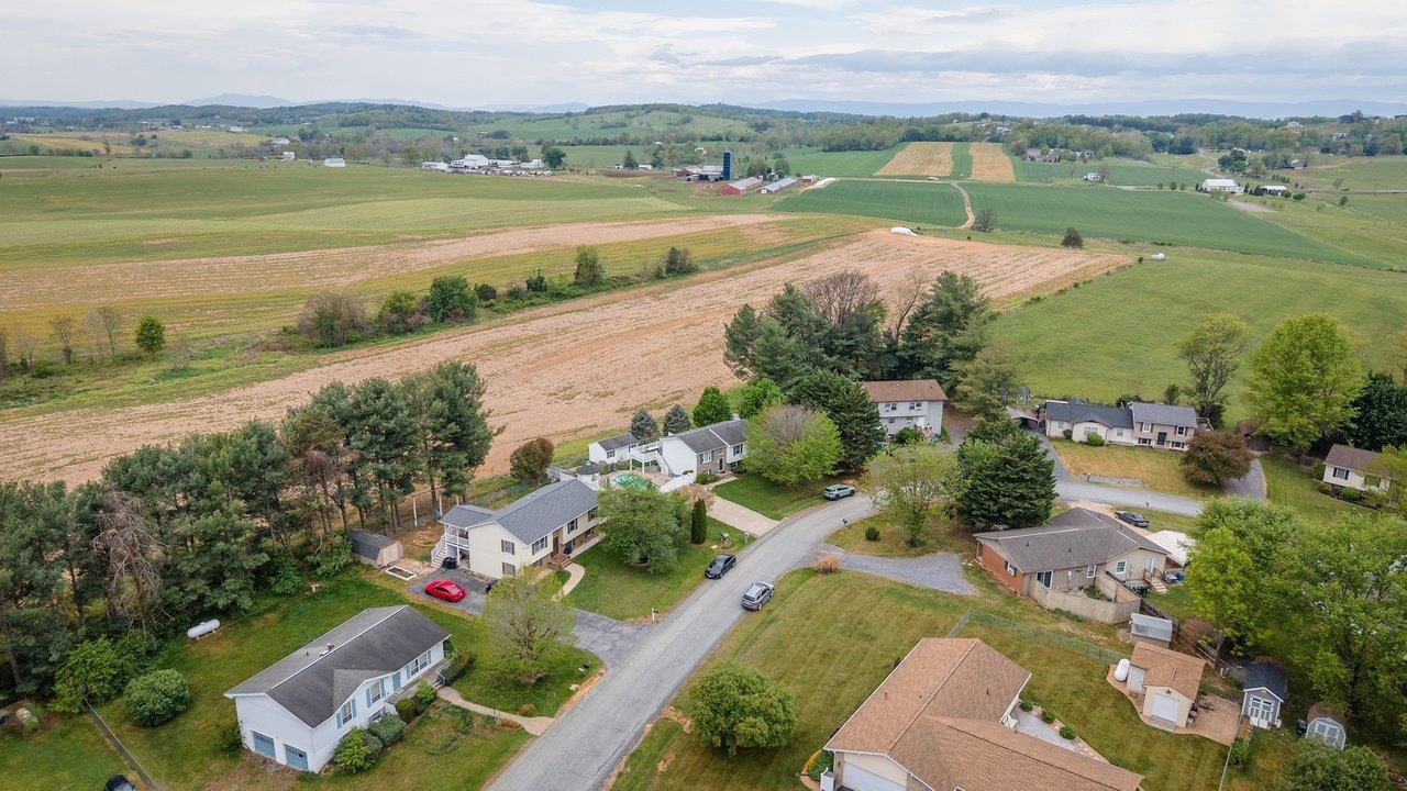 6087 W DONNAGAIL DR, PENN LAIRD, Virginia 22846, 4 Bedrooms Bedrooms, ,2 BathroomsBathrooms,Residential,6087 W DONNAGAIL DR,676272 MLS # 676272