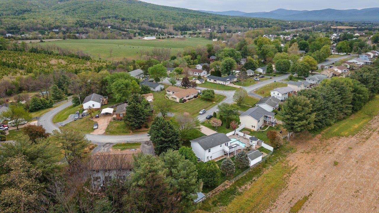 6087 W DONNAGAIL DR, PENN LAIRD, Virginia 22846, 4 Bedrooms Bedrooms, ,2 BathroomsBathrooms,Residential,6087 W DONNAGAIL DR,676272 MLS # 676272