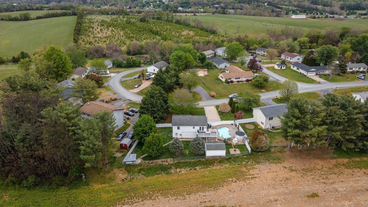 6087 W DONNAGAIL DR, PENN LAIRD, Virginia 22846, 4 Bedrooms Bedrooms, ,2 BathroomsBathrooms,Residential,6087 W DONNAGAIL DR,676272 MLS # 676272