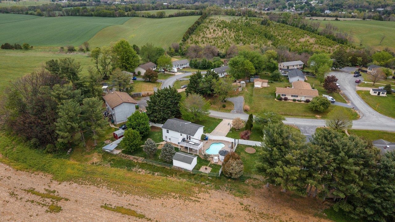 6087 W DONNAGAIL DR, PENN LAIRD, Virginia 22846, 4 Bedrooms Bedrooms, ,2 BathroomsBathrooms,Residential,6087 W DONNAGAIL DR,676272 MLS # 676272