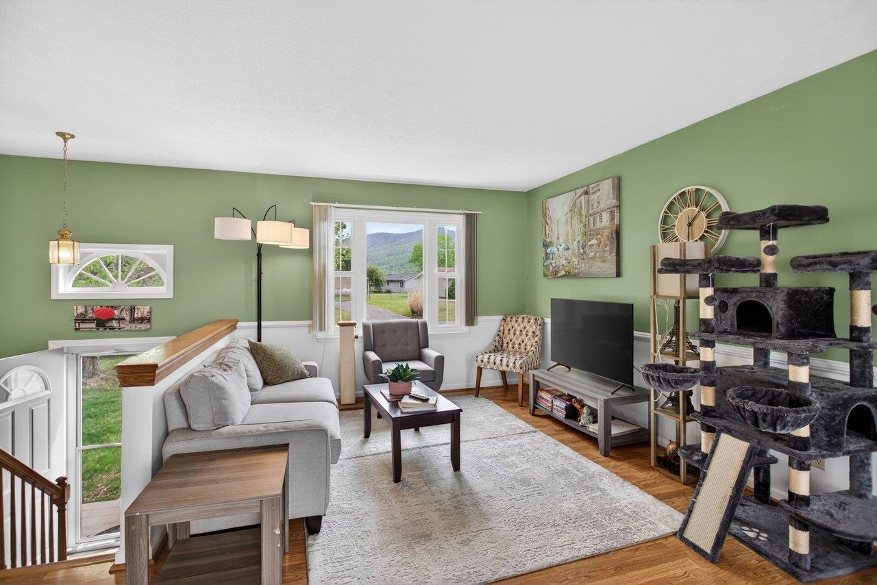 6087 W DONNAGAIL DR, PENN LAIRD, Virginia 22846, 4 Bedrooms Bedrooms, ,2 BathroomsBathrooms,Residential,6087 W DONNAGAIL DR,676272 MLS # 676272