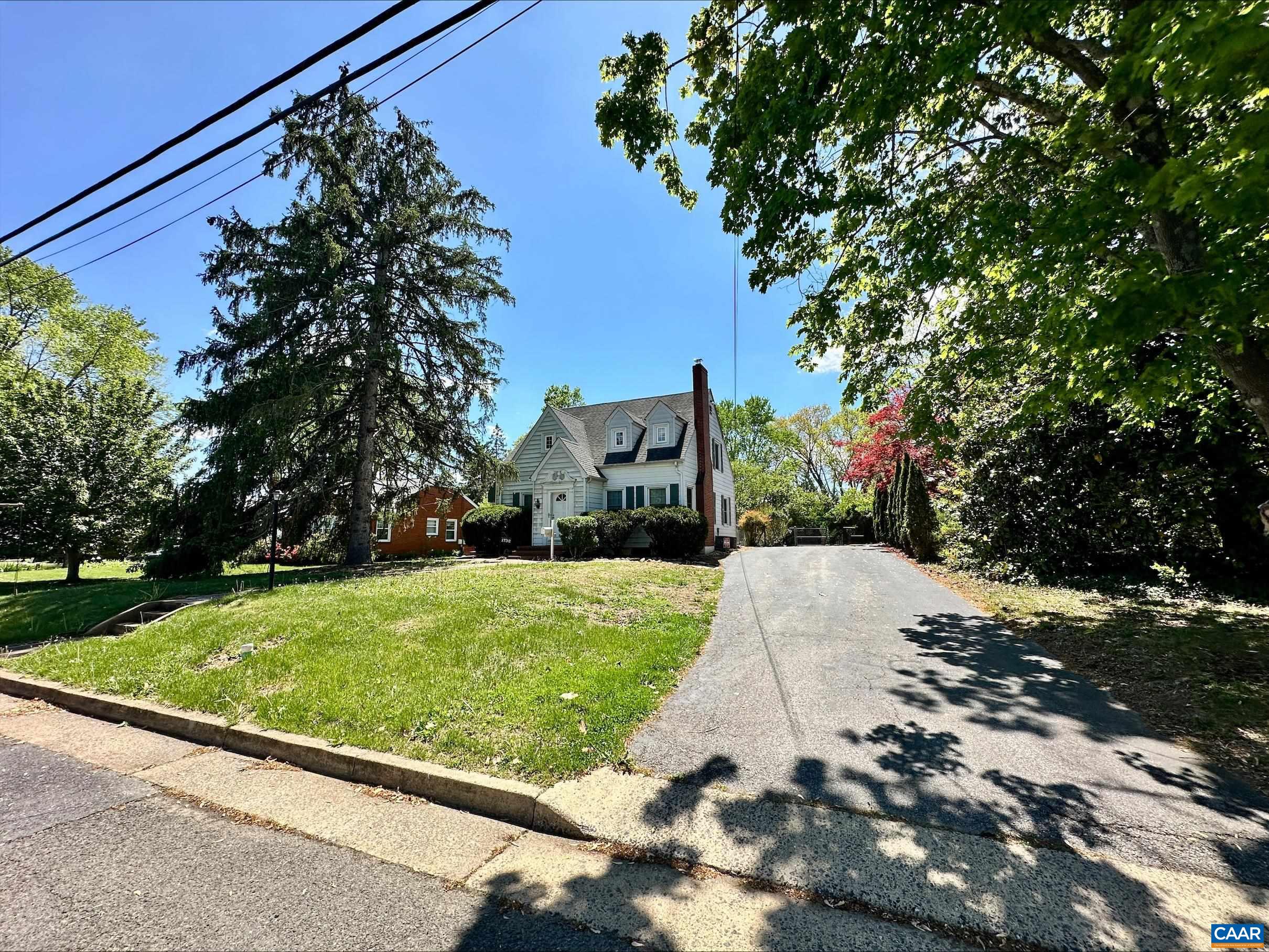 1732 WEST MAIN ST, WAYNESBORO, Virginia 22980, 5 Bedrooms Bedrooms, ,2 BathroomsBathrooms,Residential,1732 WEST MAIN ST,676274 MLS # 676274