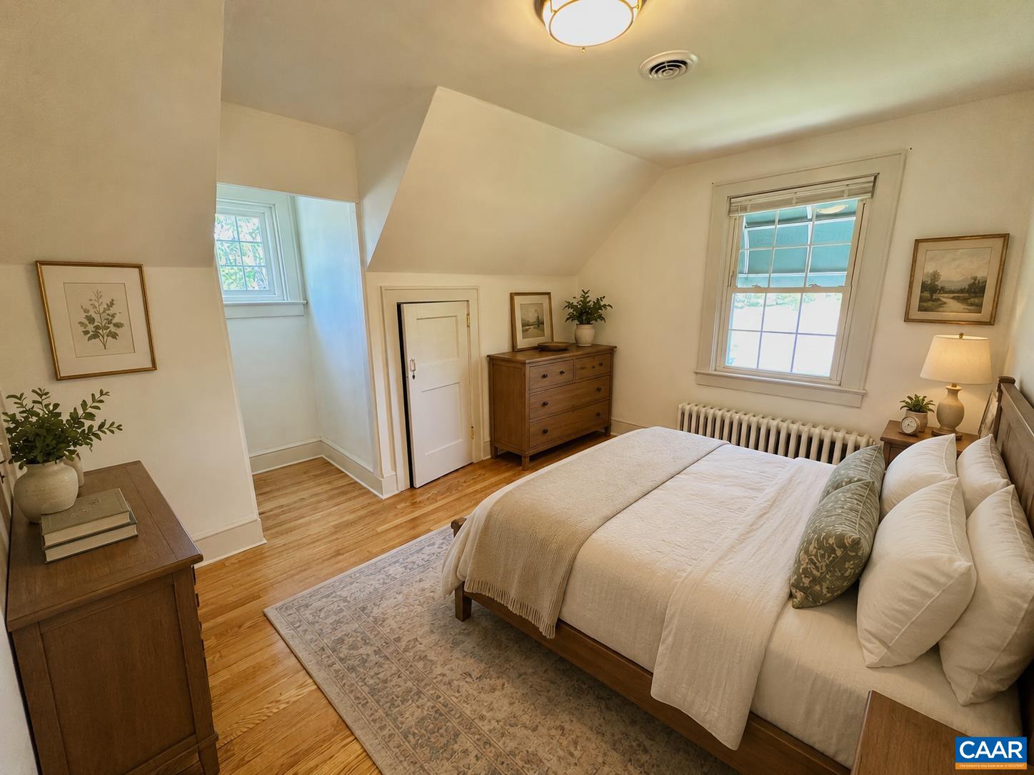 1732 WEST MAIN ST, WAYNESBORO, Virginia 22980, 5 Bedrooms Bedrooms, ,2 BathroomsBathrooms,Residential,1732 WEST MAIN ST,676274 MLS # 676274 1732 WEST MAIN ST, WAYNESBORO, Virginia 22980, 5 Bedrooms Bedrooms, ,2 BathroomsBathrooms,Residential,1732 WEST MAIN ST,676274 MLS # 676274